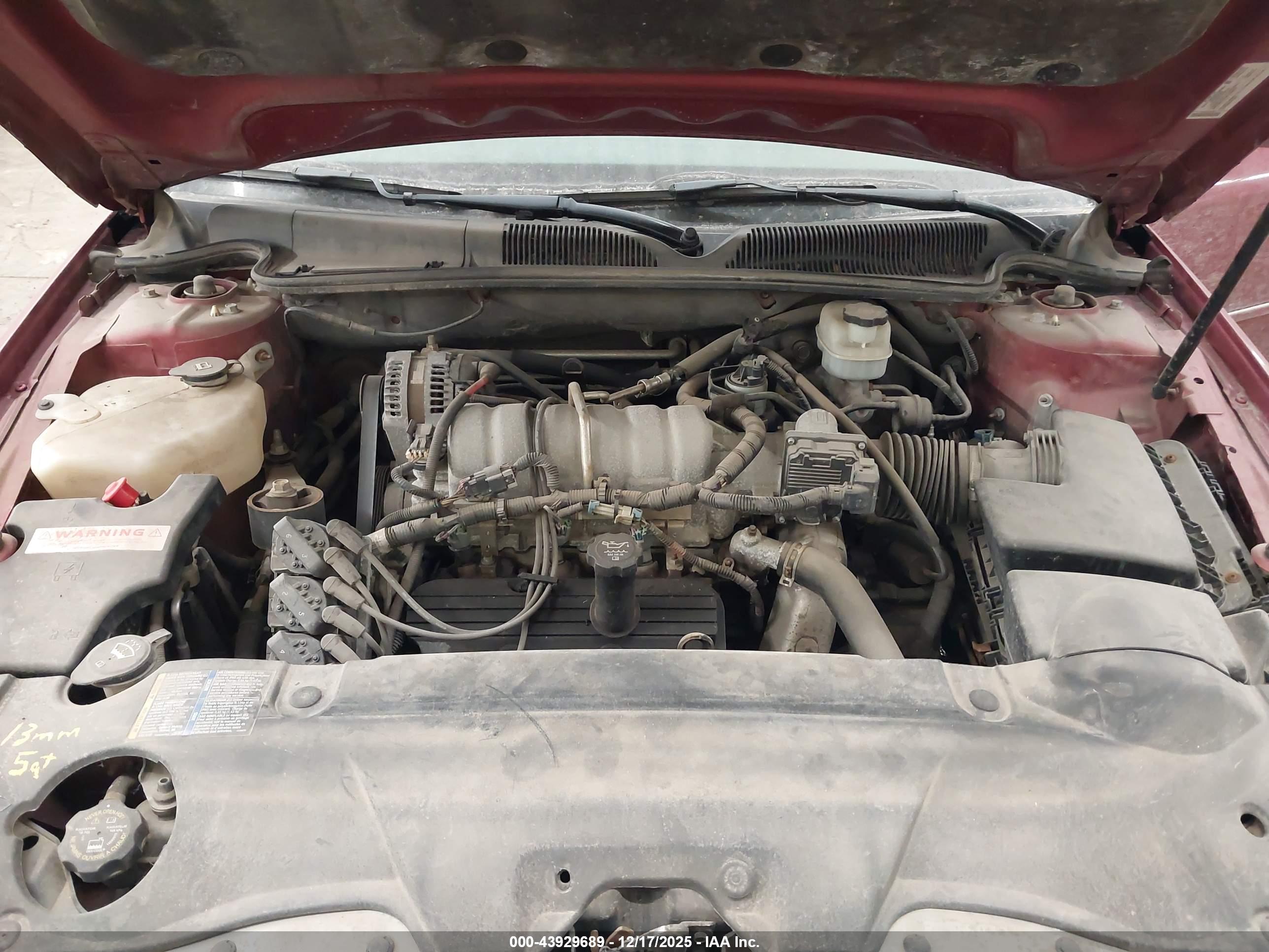 BUICK LUCERNE image 10