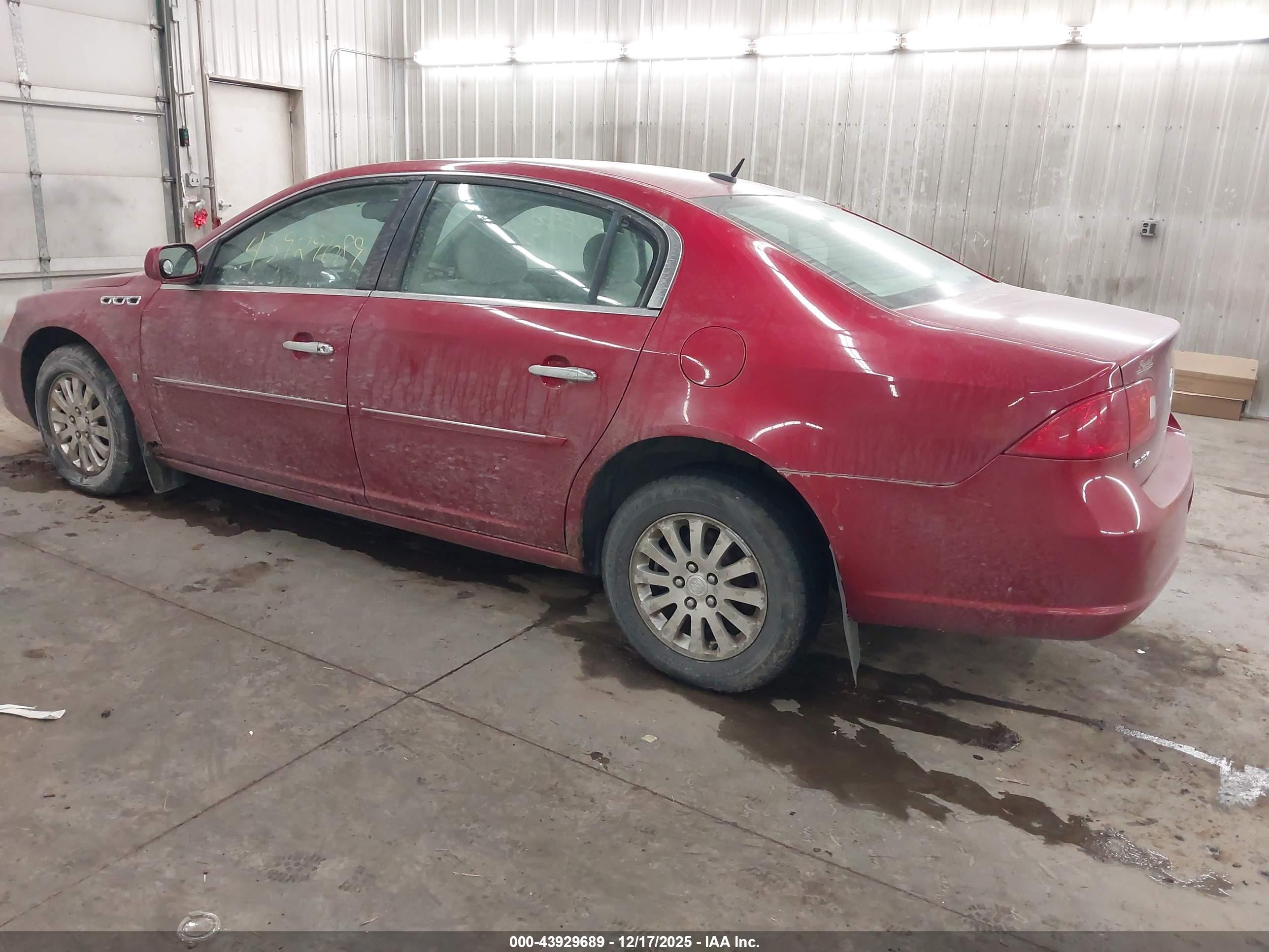 BUICK LUCERNE image 3
