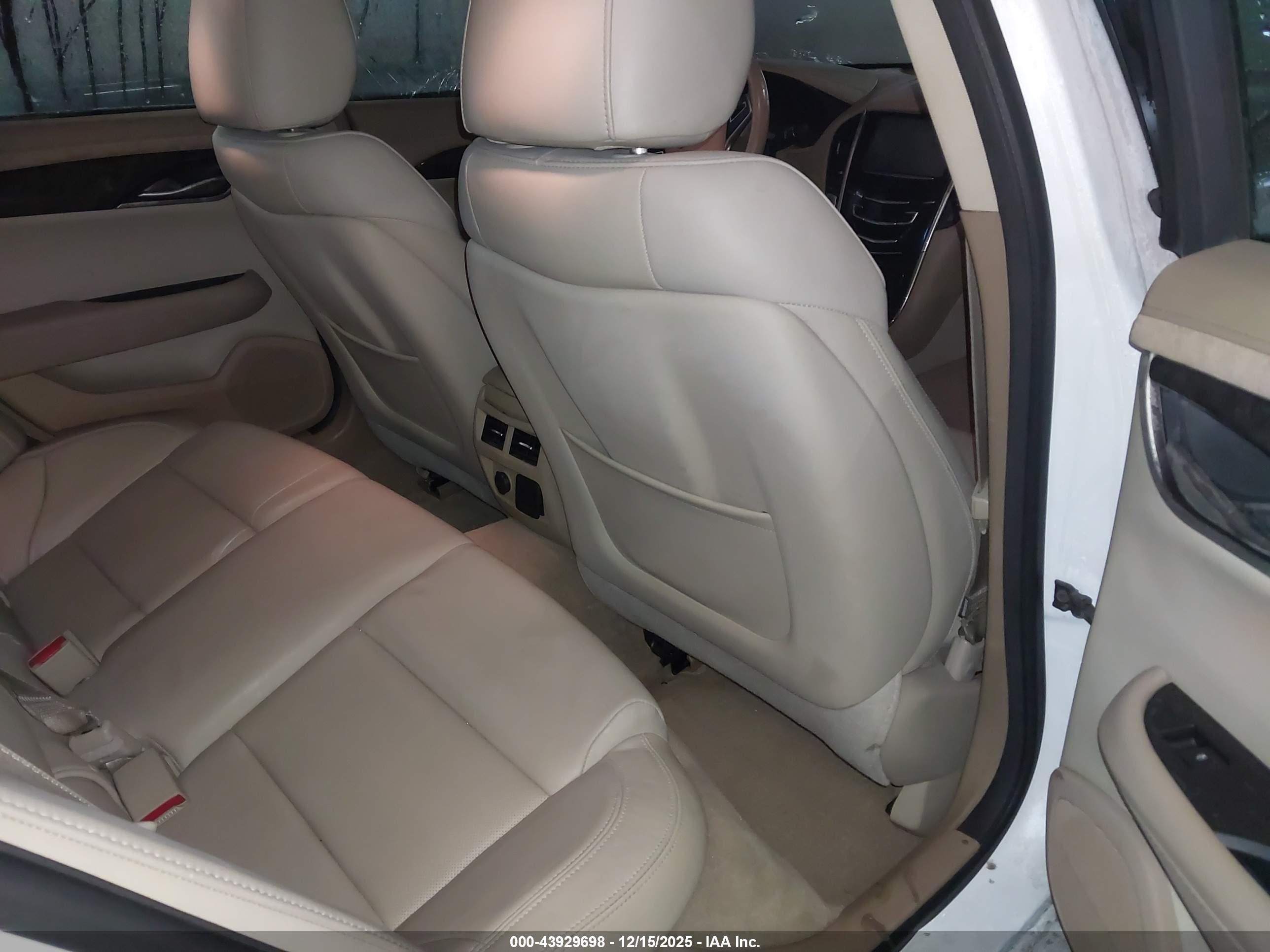 CADILLAC ATS image 8