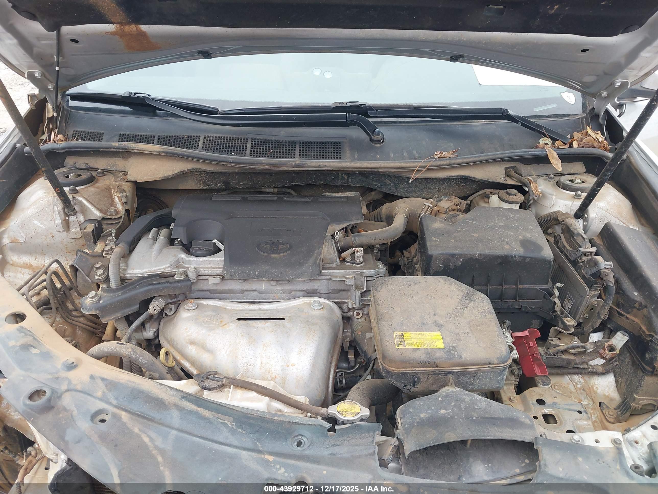 TOYOTA CAMRY image 10