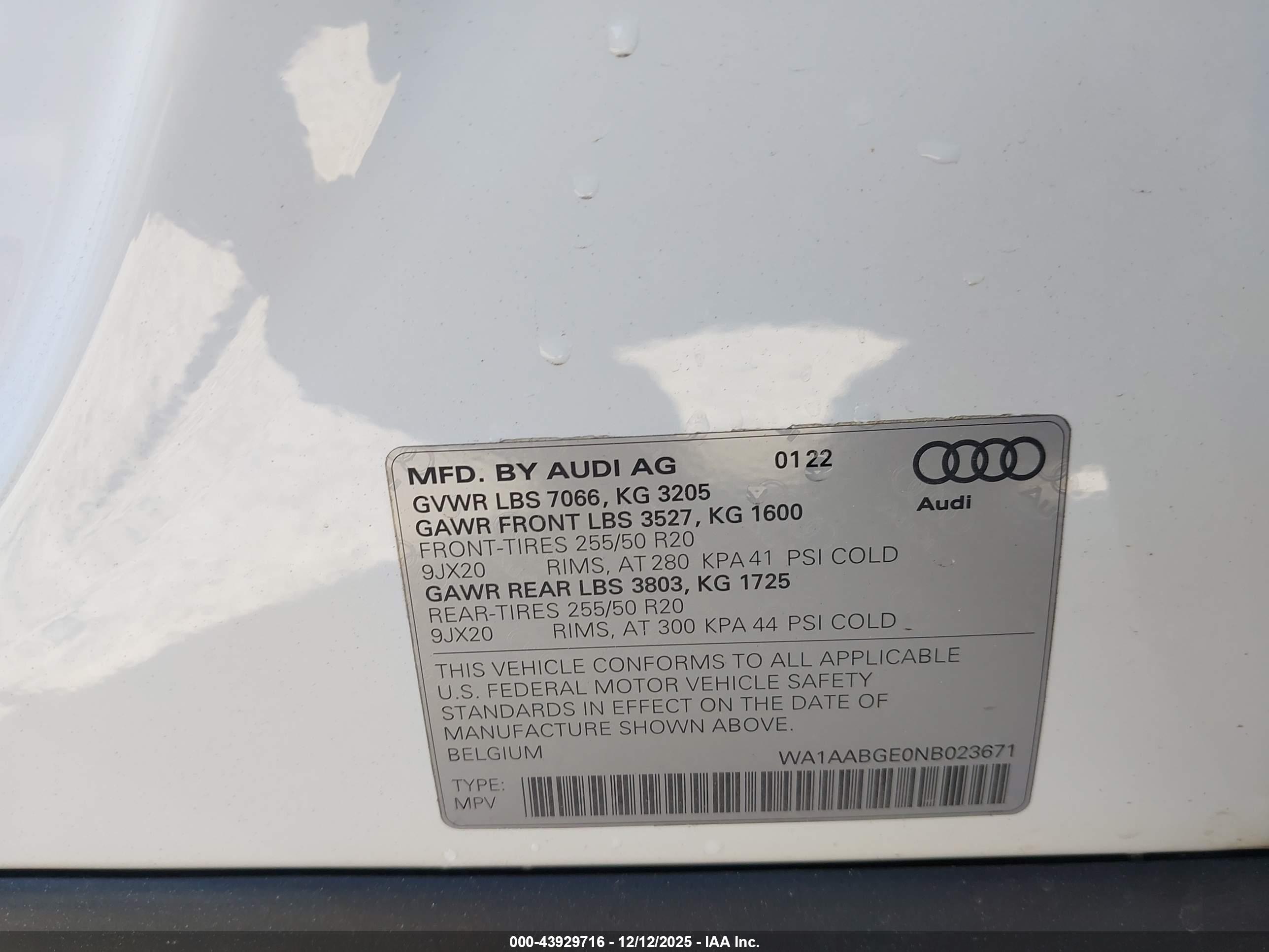 AUDI E-TRON image 9