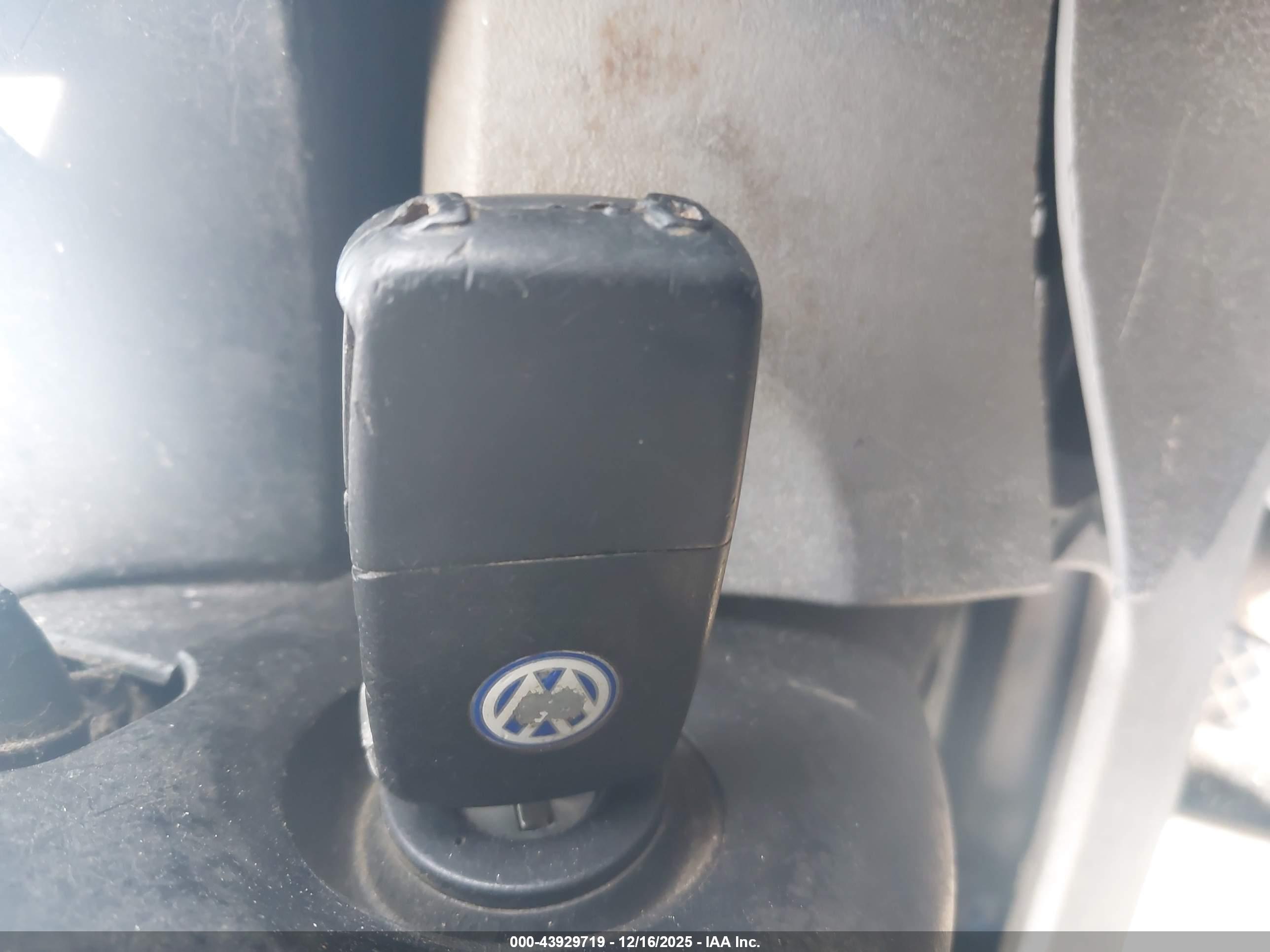 VOLKSWAGEN NEW image 11