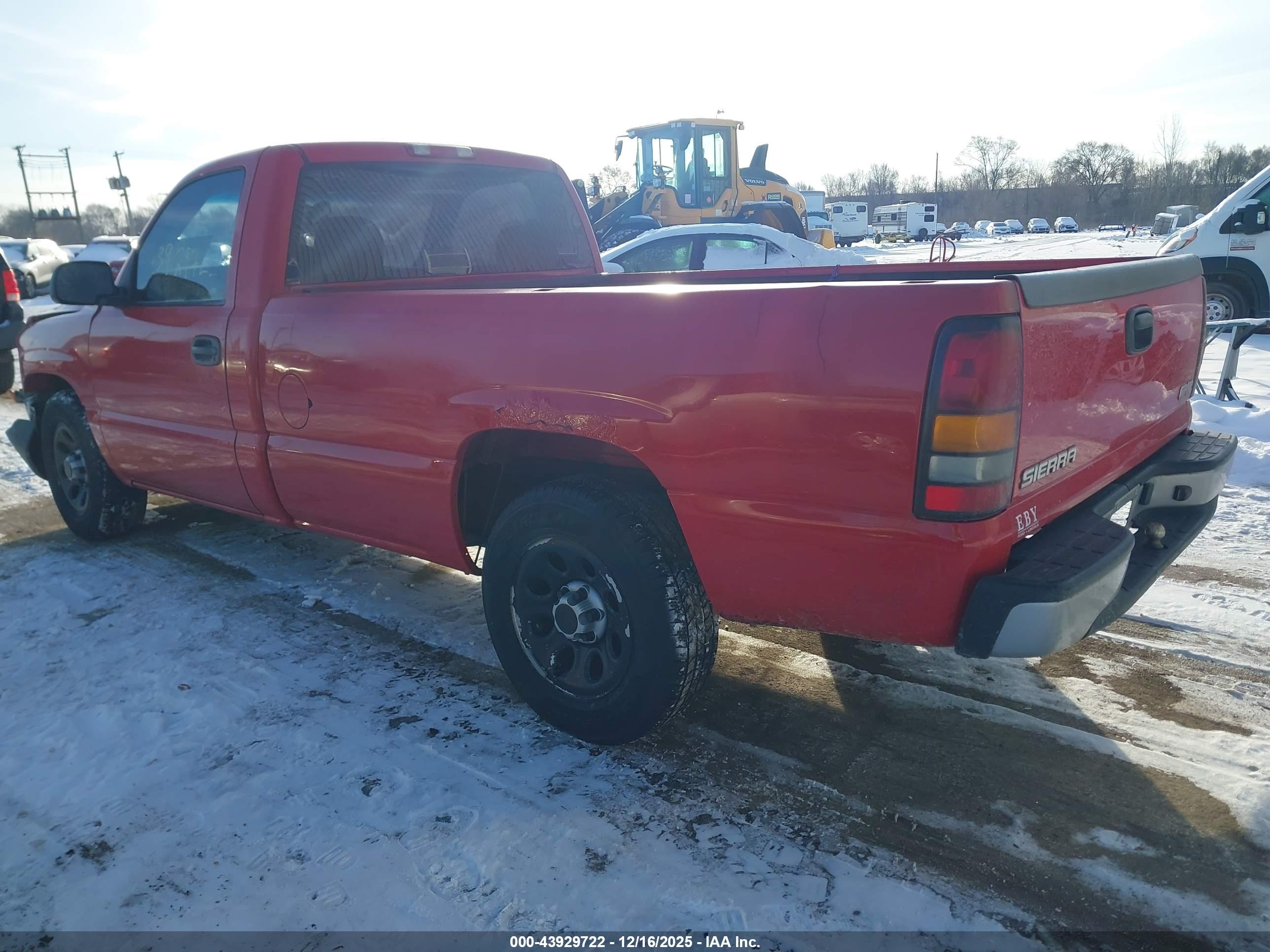 GMC SIERRA image 3