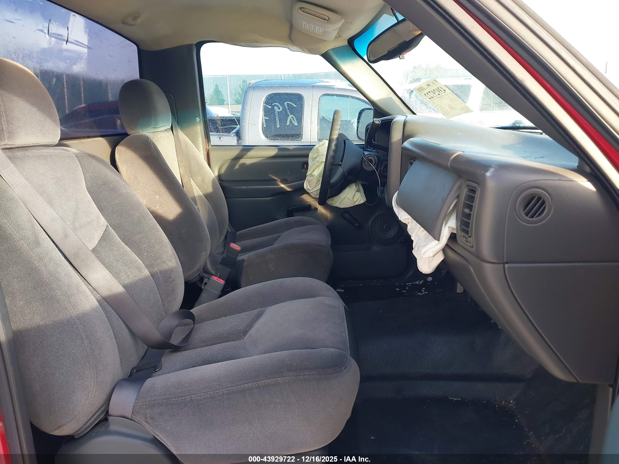 GMC SIERRA image 5