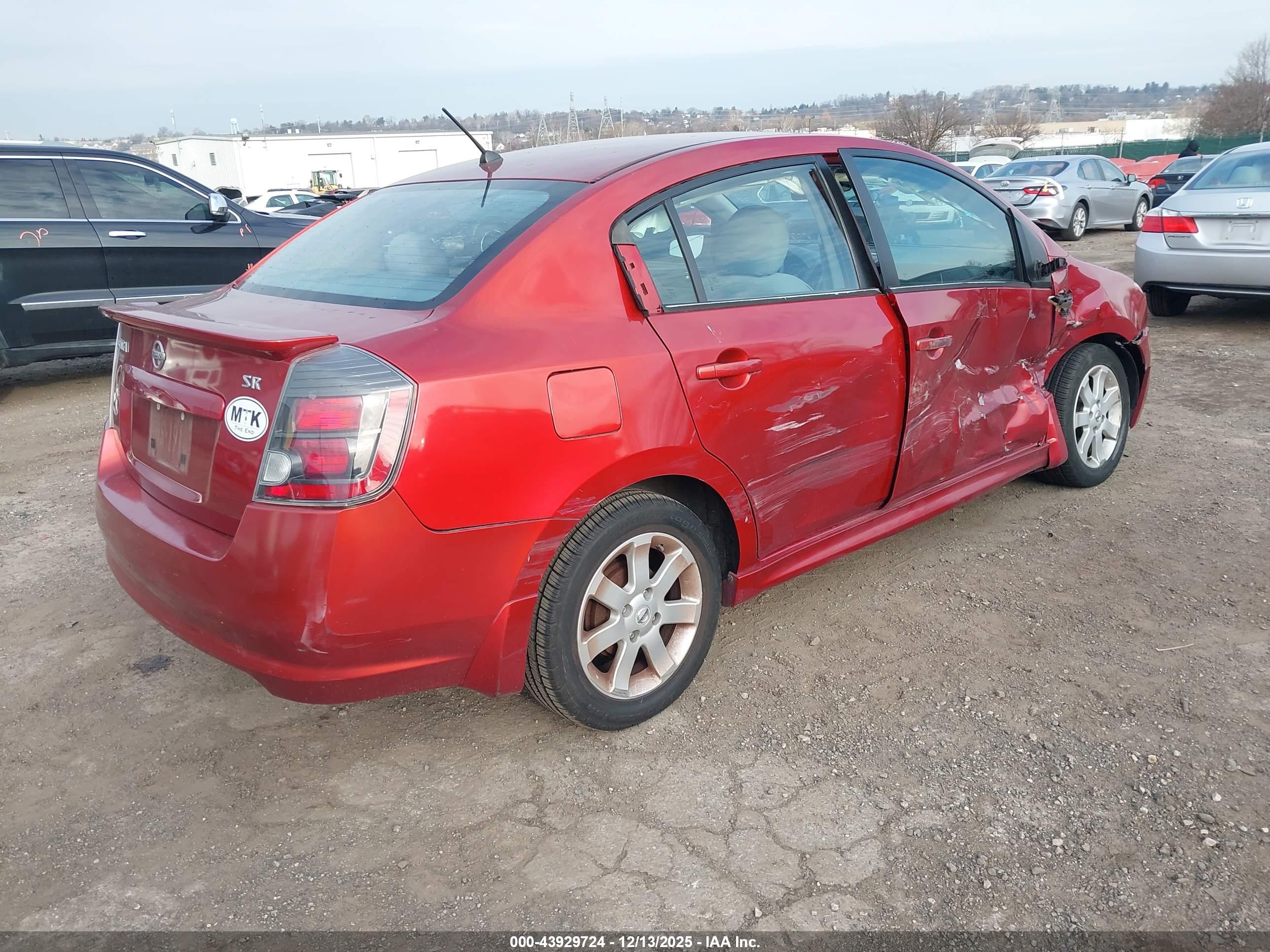 NISSAN SENTRA image 4