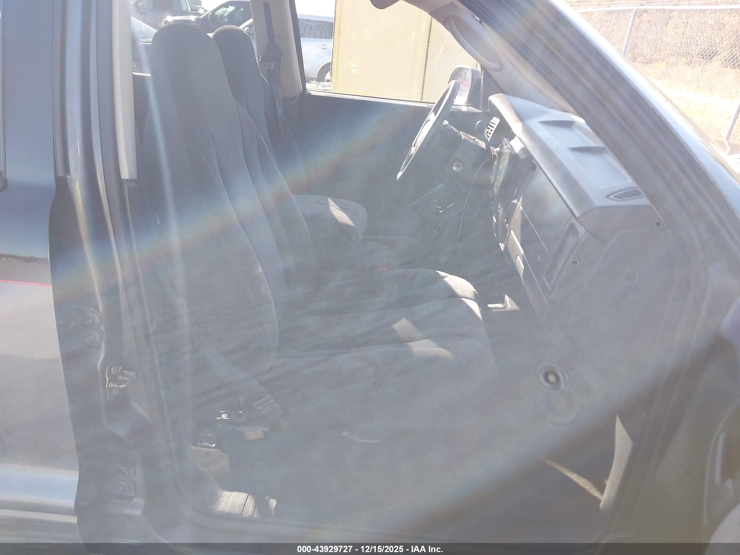 DODGE DAKOTA image 5