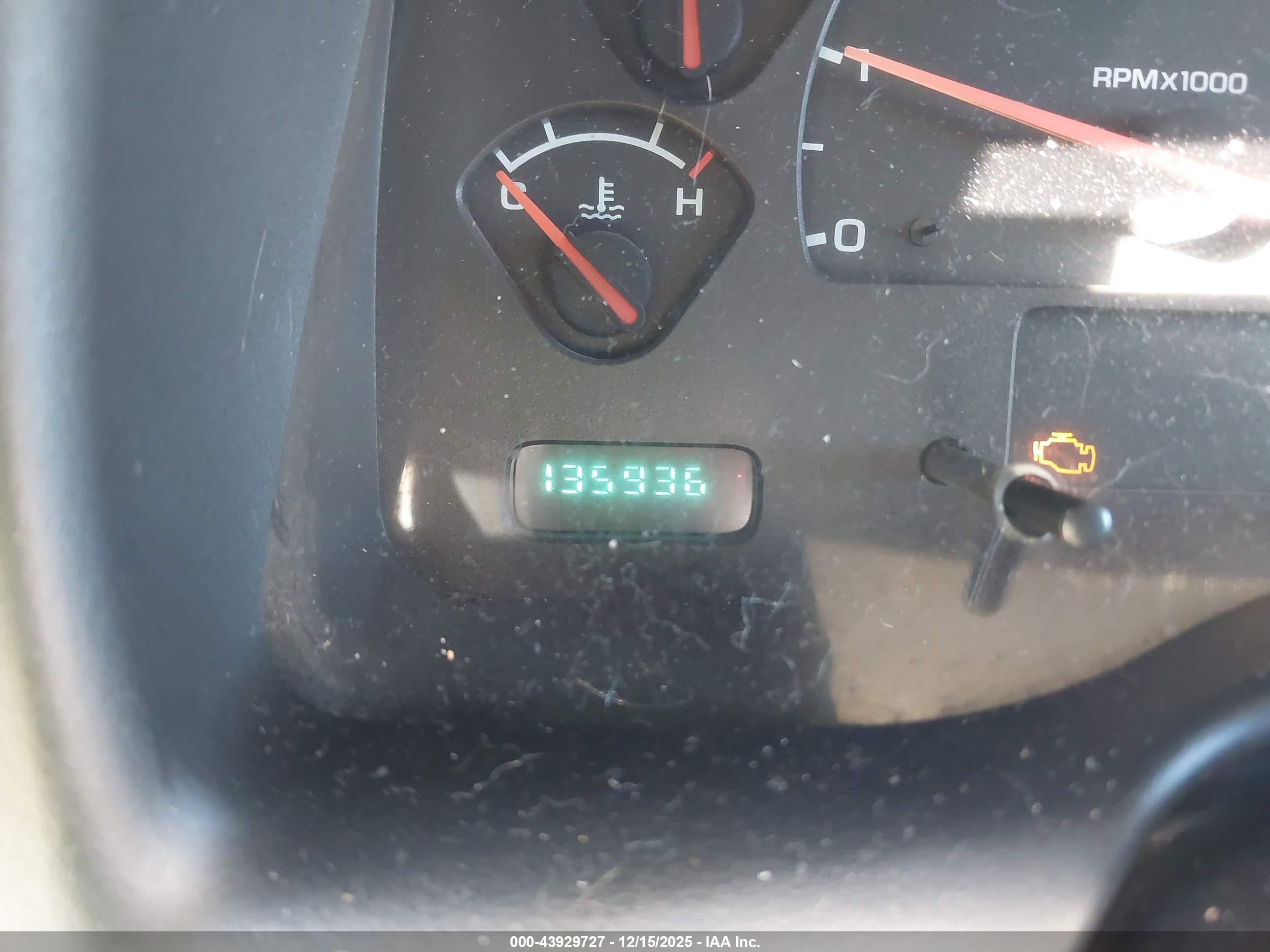 DODGE DAKOTA image 7