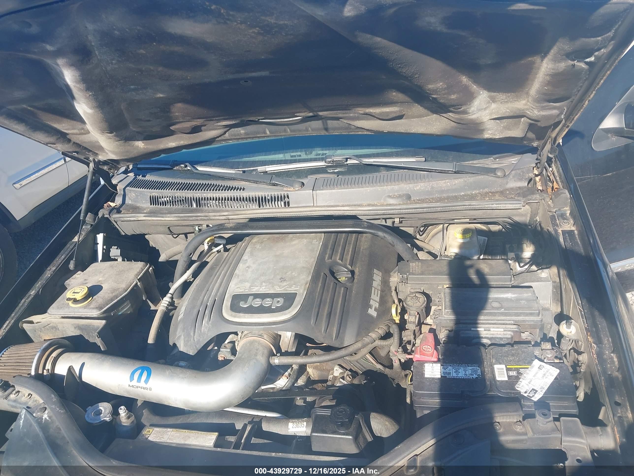 JEEP GRAND image 10