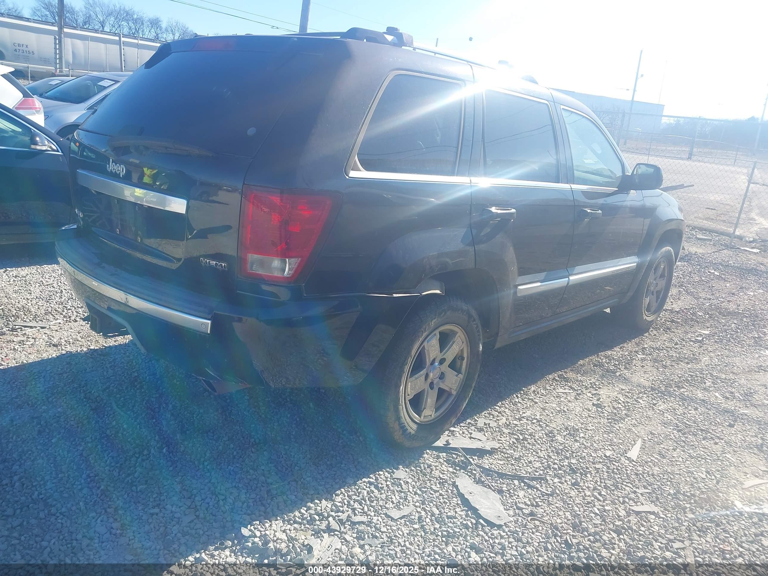 JEEP GRAND image 4