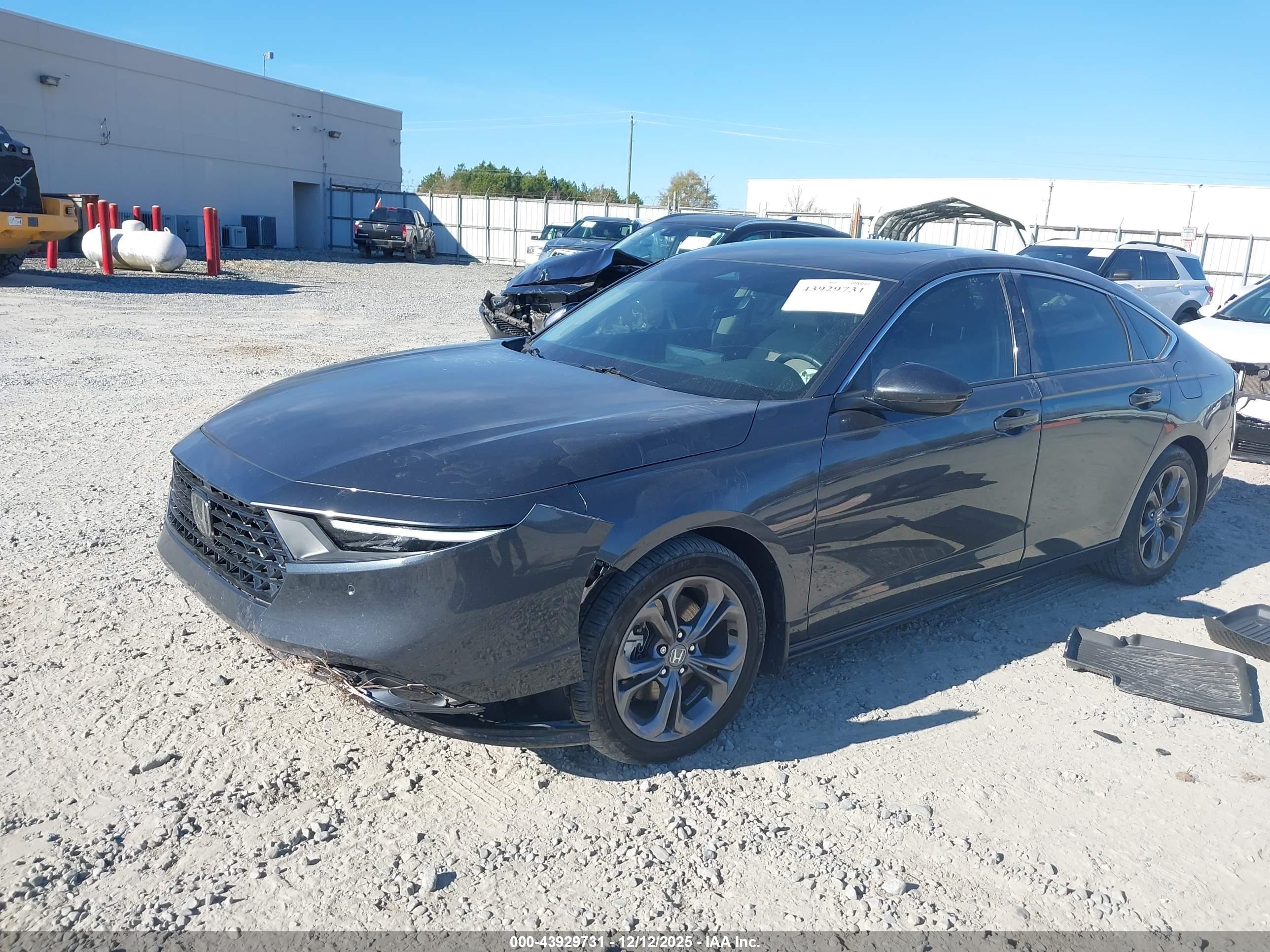 HONDA ACCORD image 2