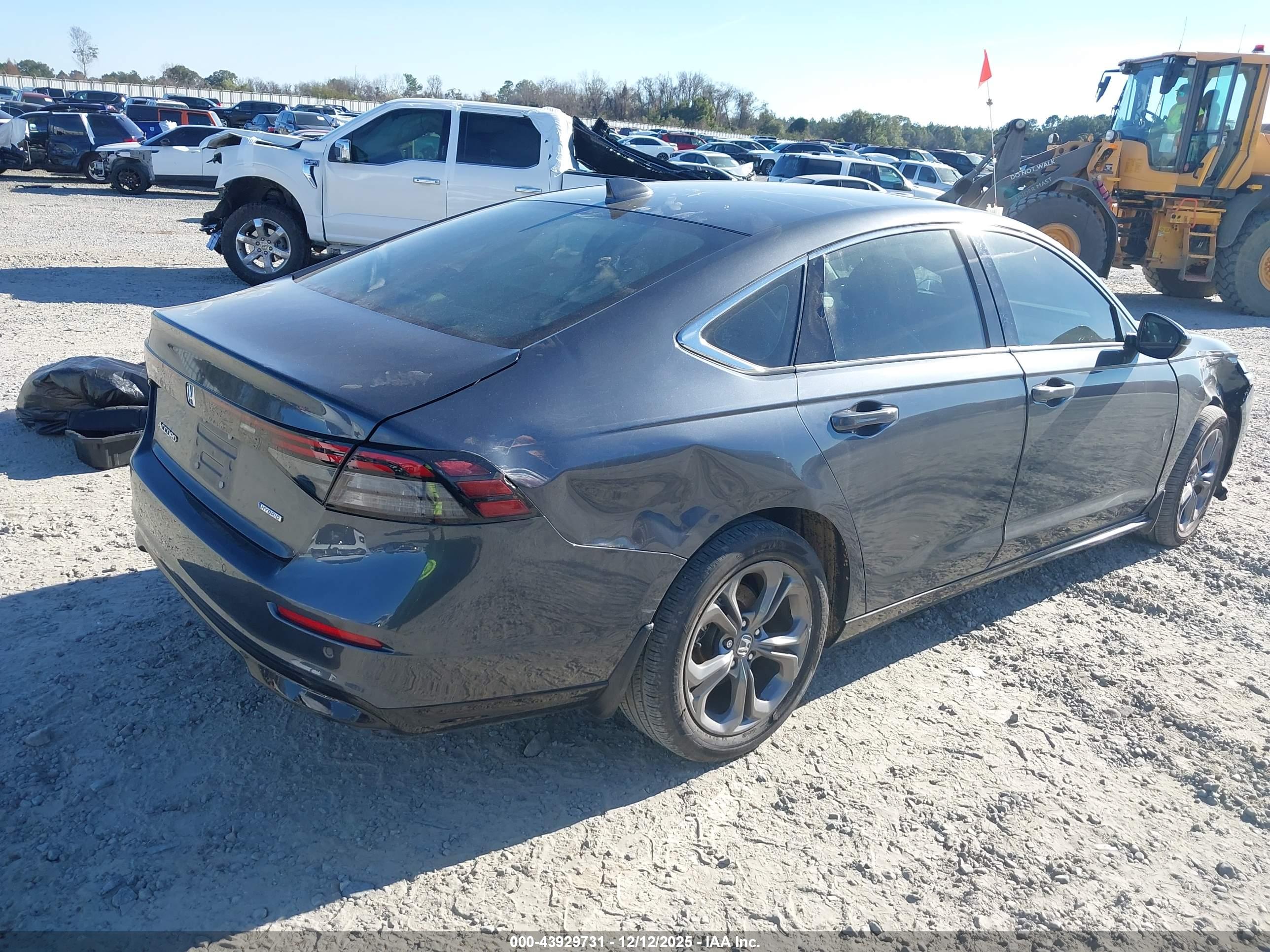 HONDA ACCORD image 4