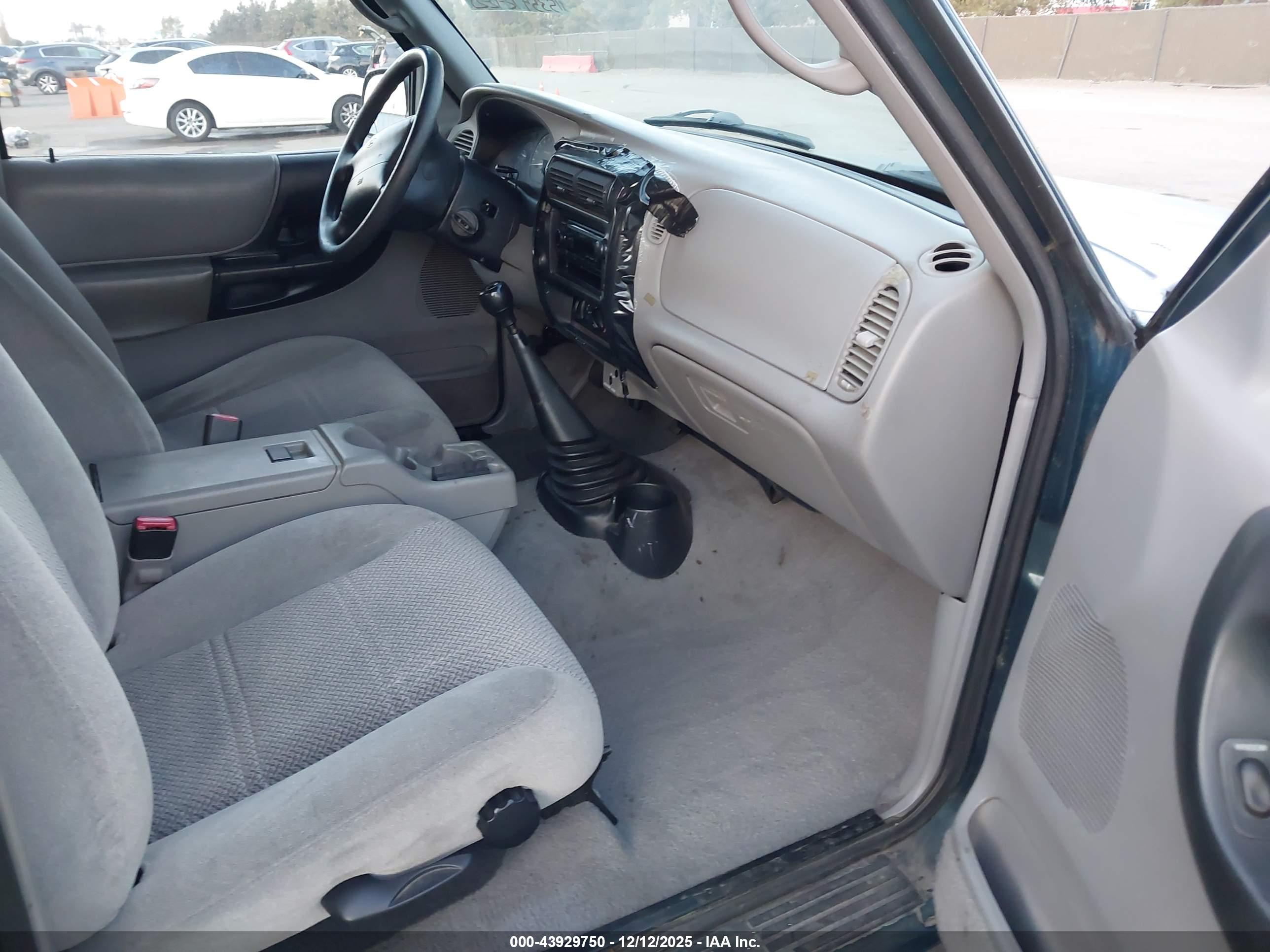 FORD RANGER image 5