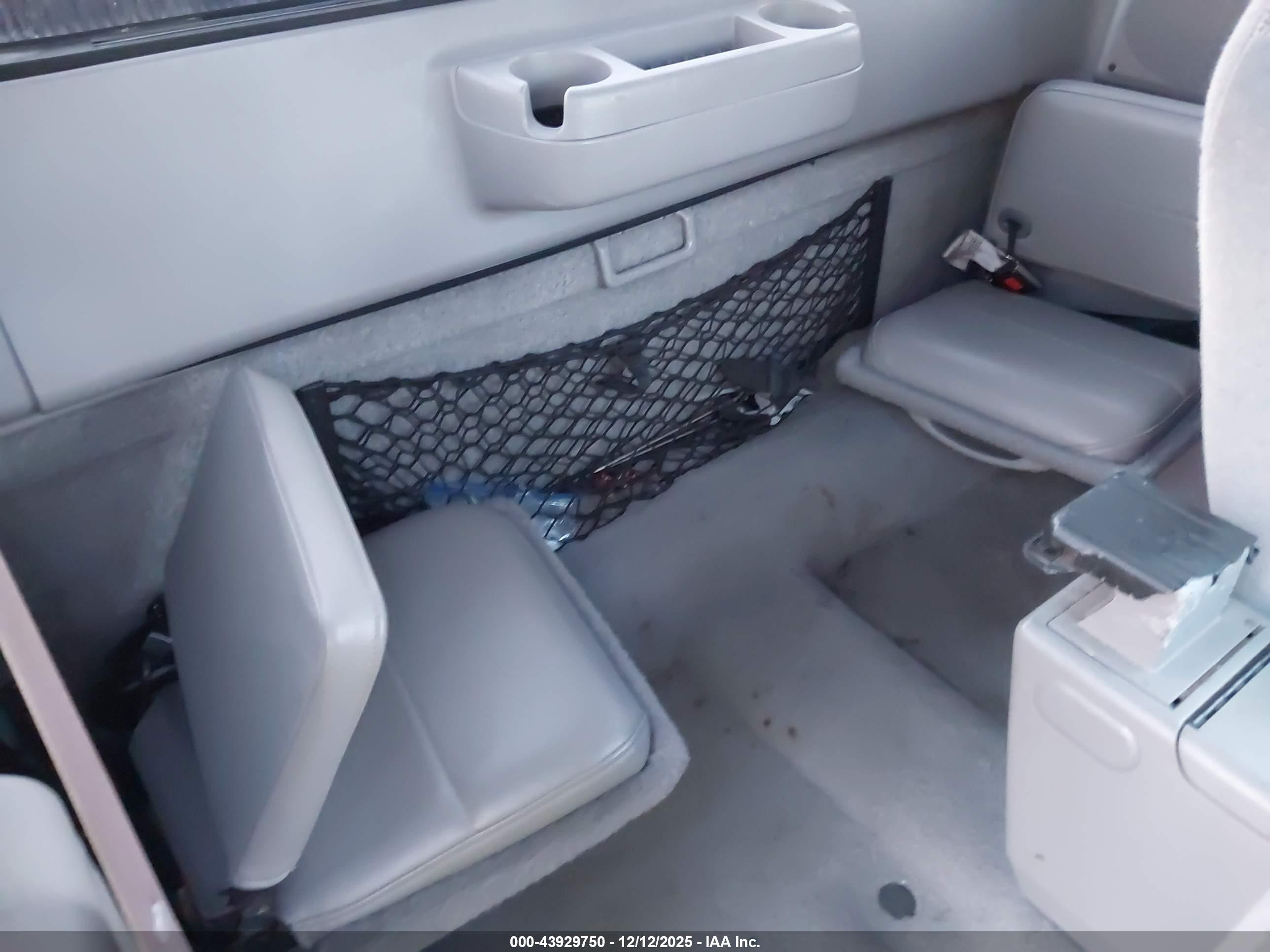 FORD RANGER image 8