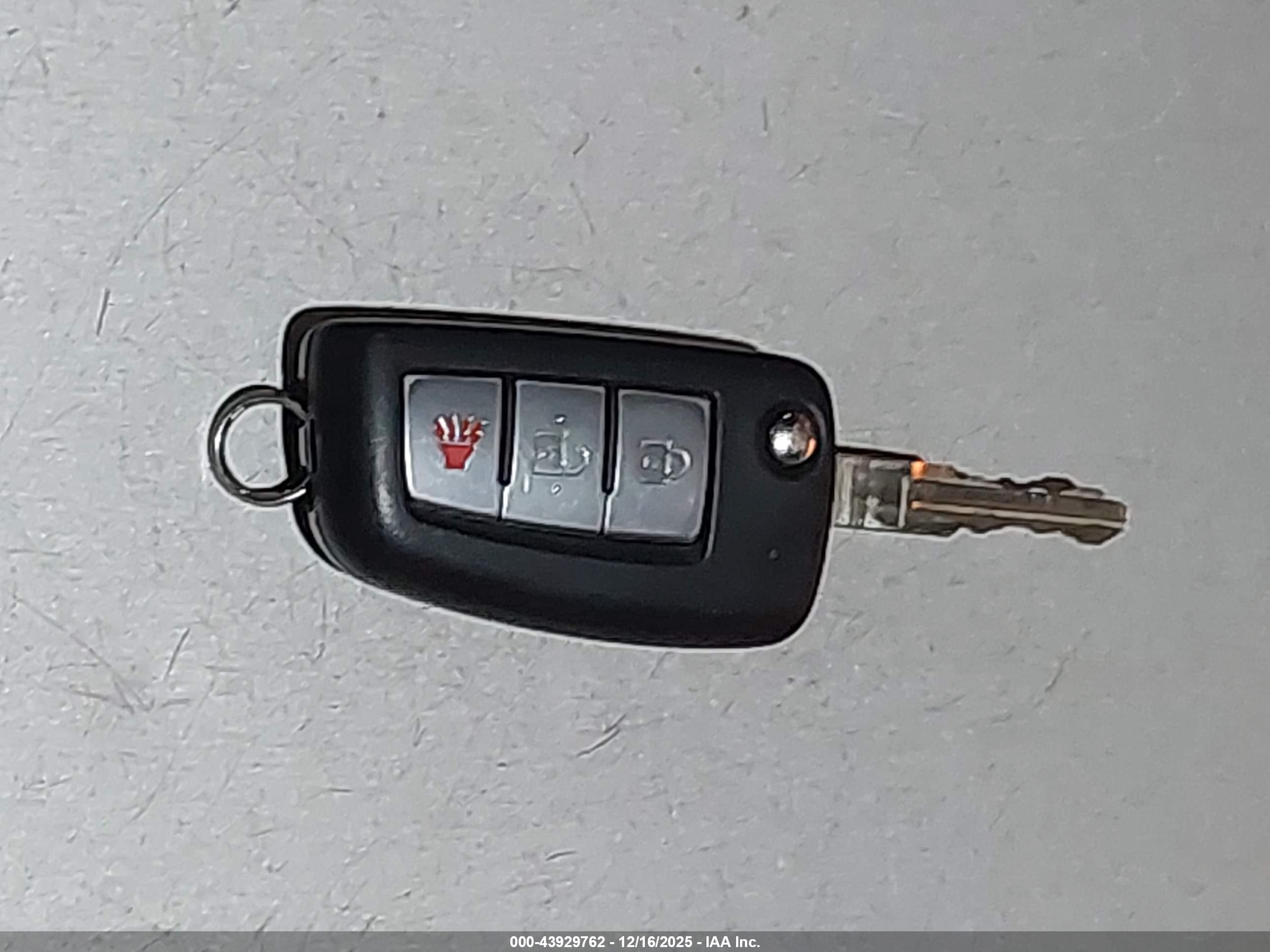 NISSAN ROGUE image 11