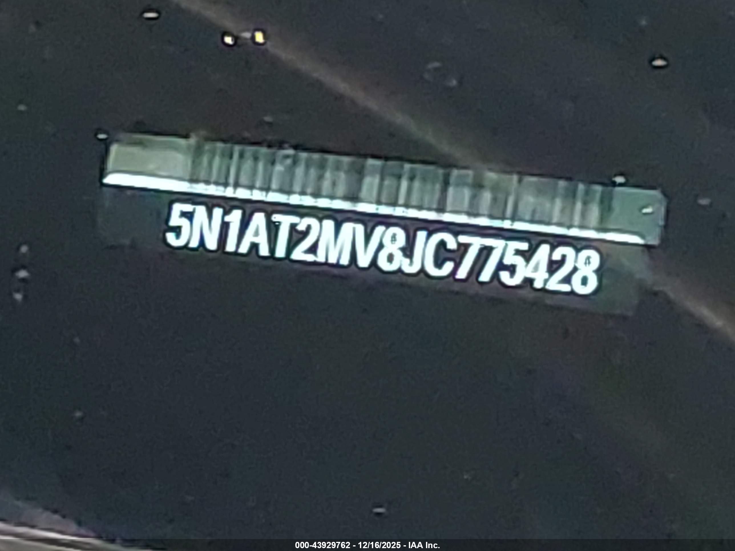 NISSAN ROGUE image 9