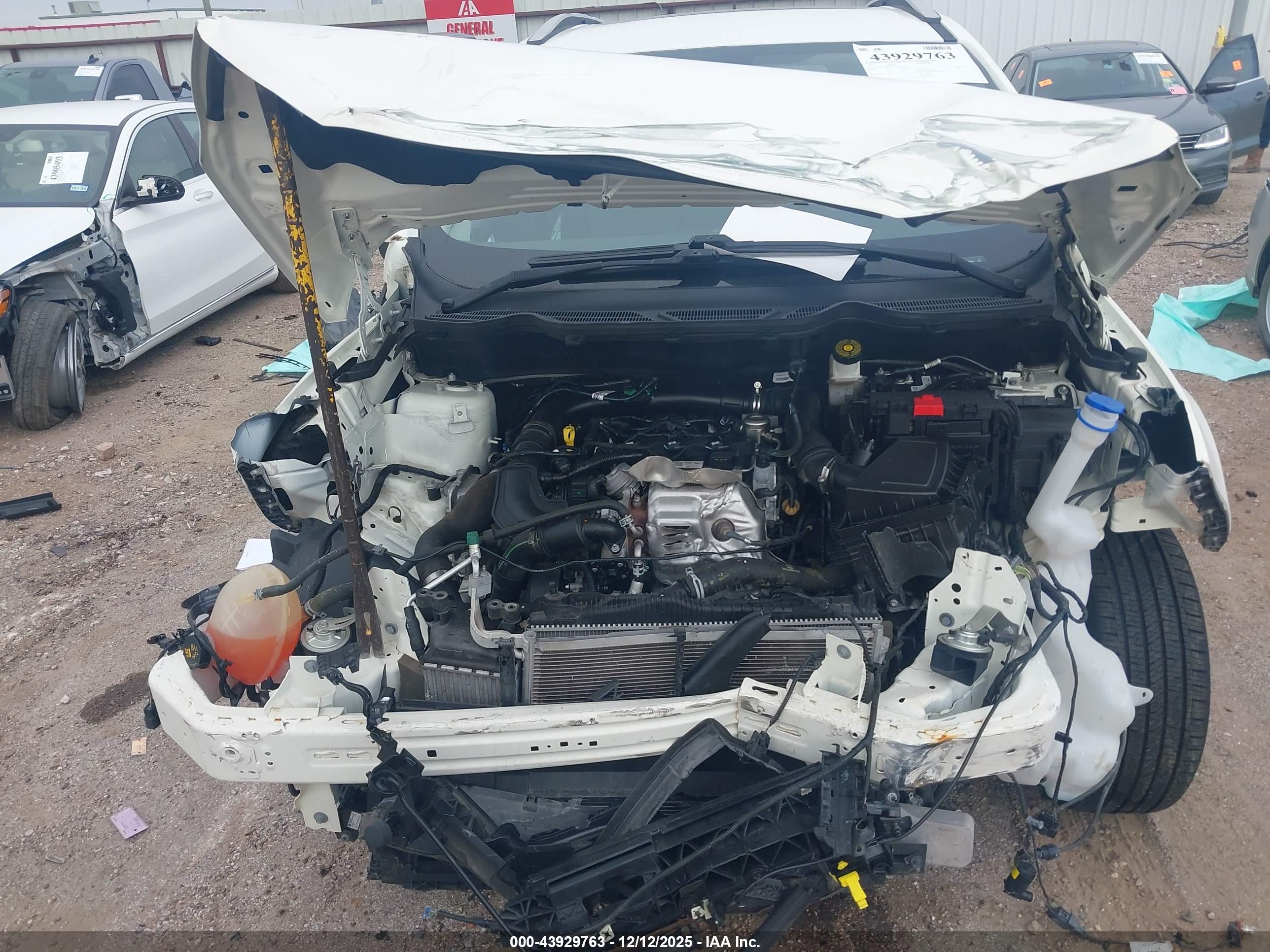 FORD ECOSPORT image 10