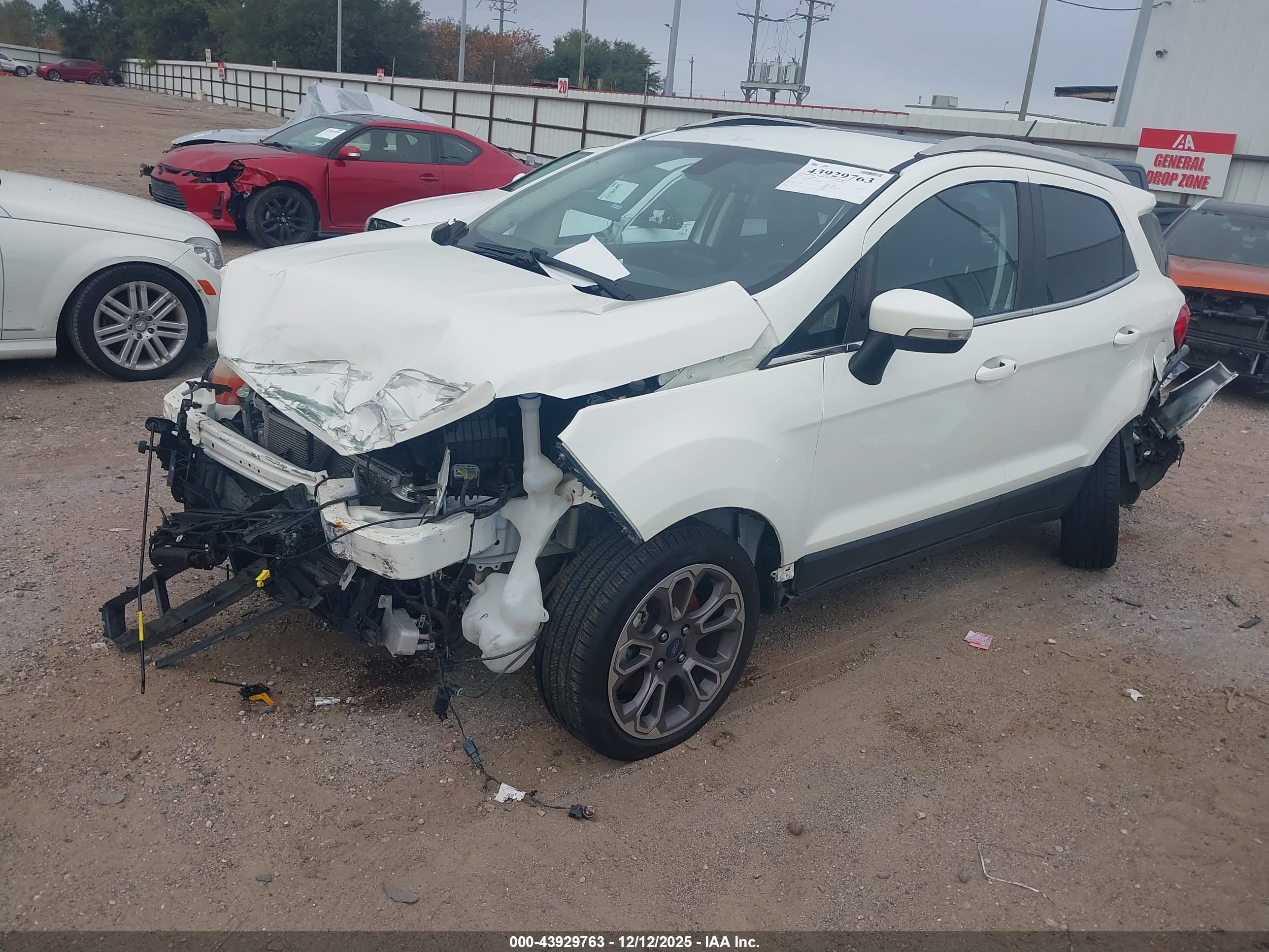 FORD ECOSPORT image 2