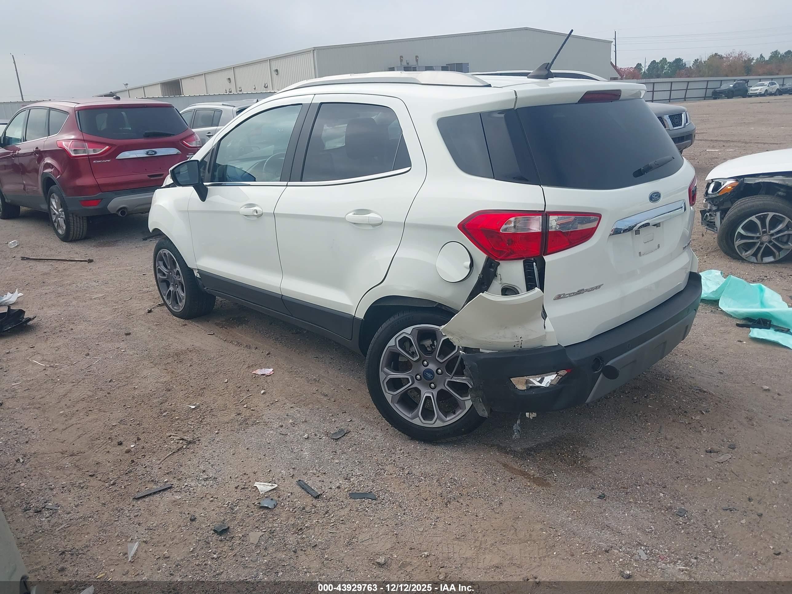 FORD ECOSPORT image 3