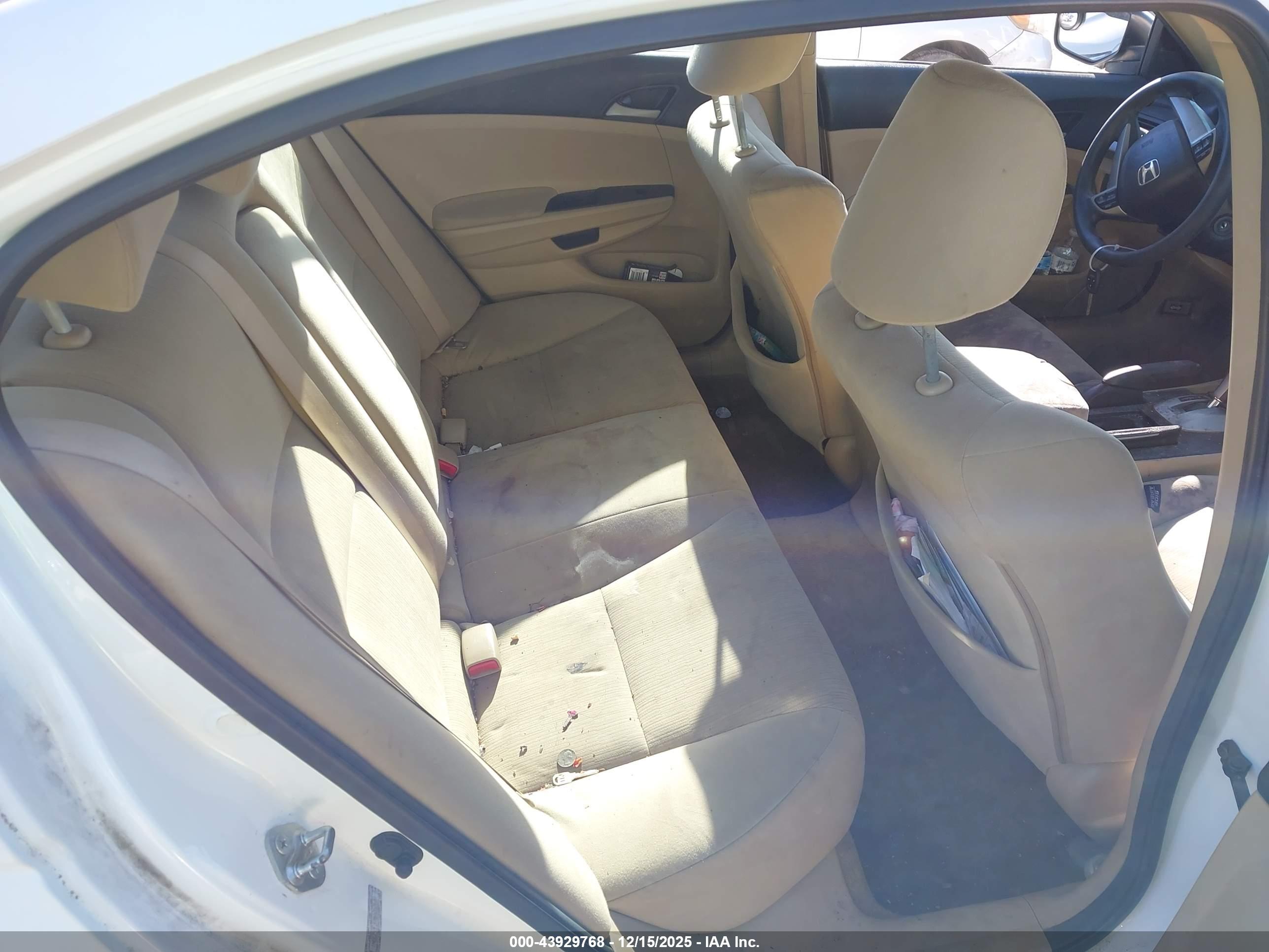 HONDA ACCORD image 8