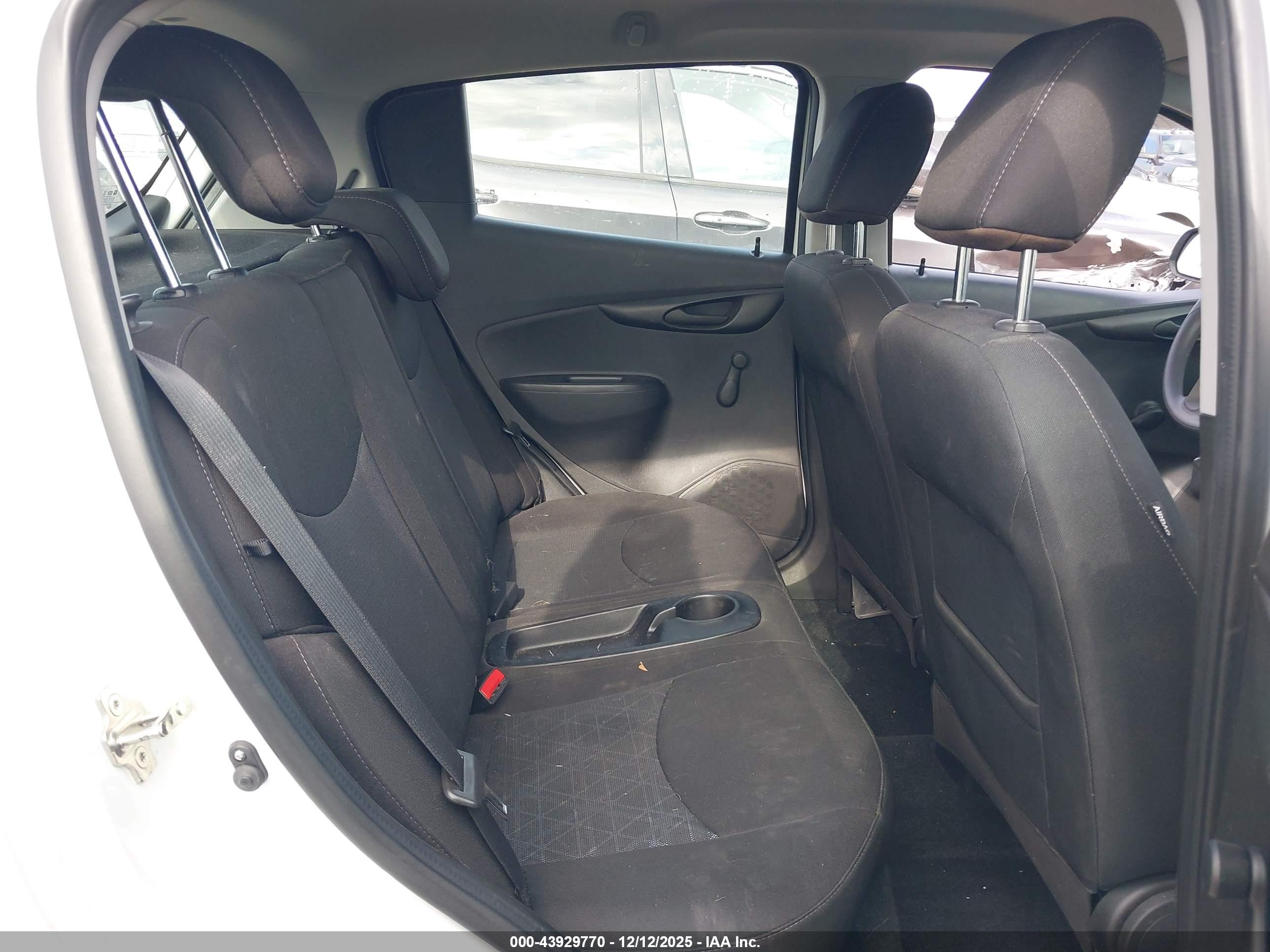 CHEVROLET SPARK image 8