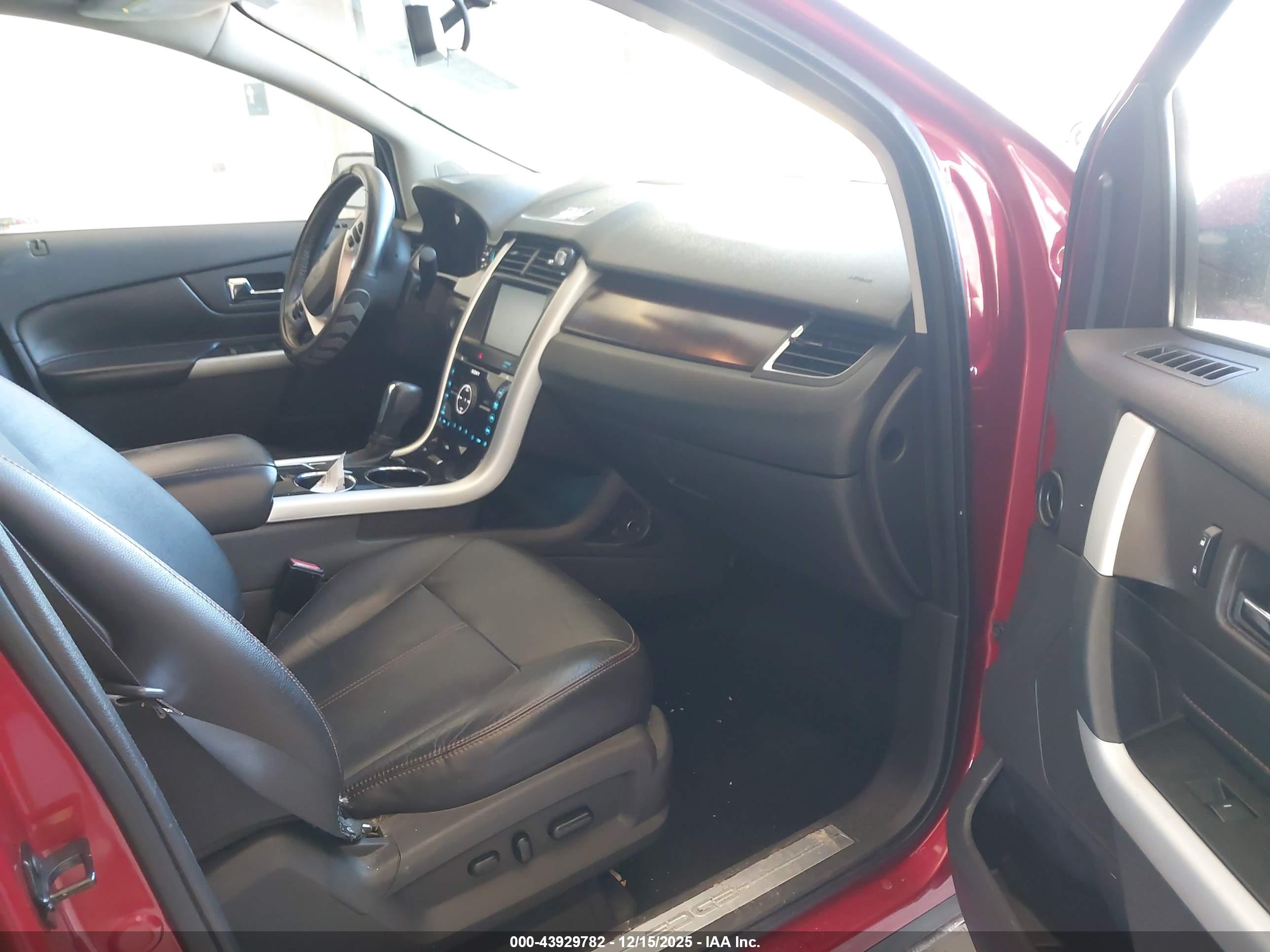 FORD EDGE image 5