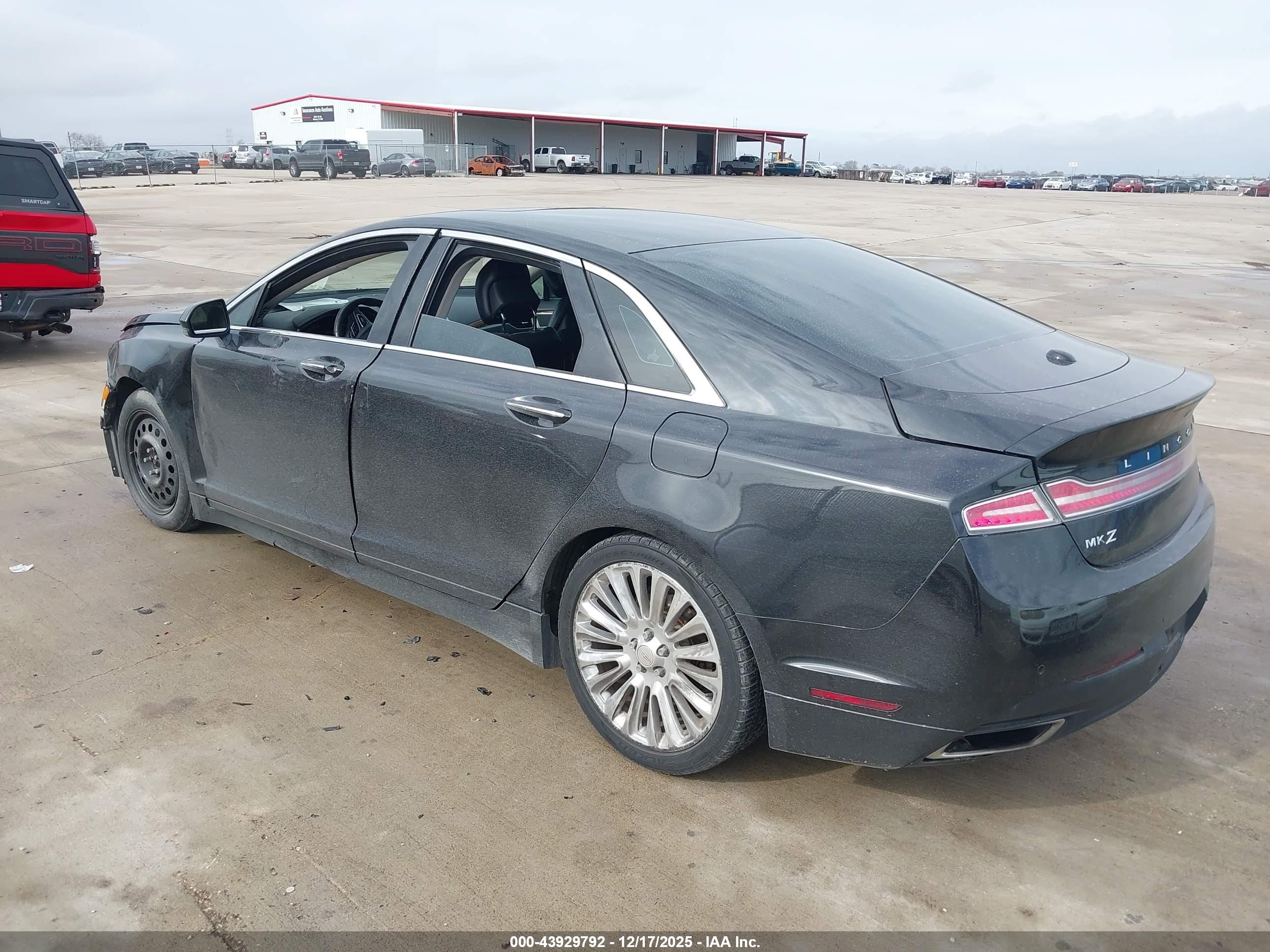LINCOLN MKZ image 3