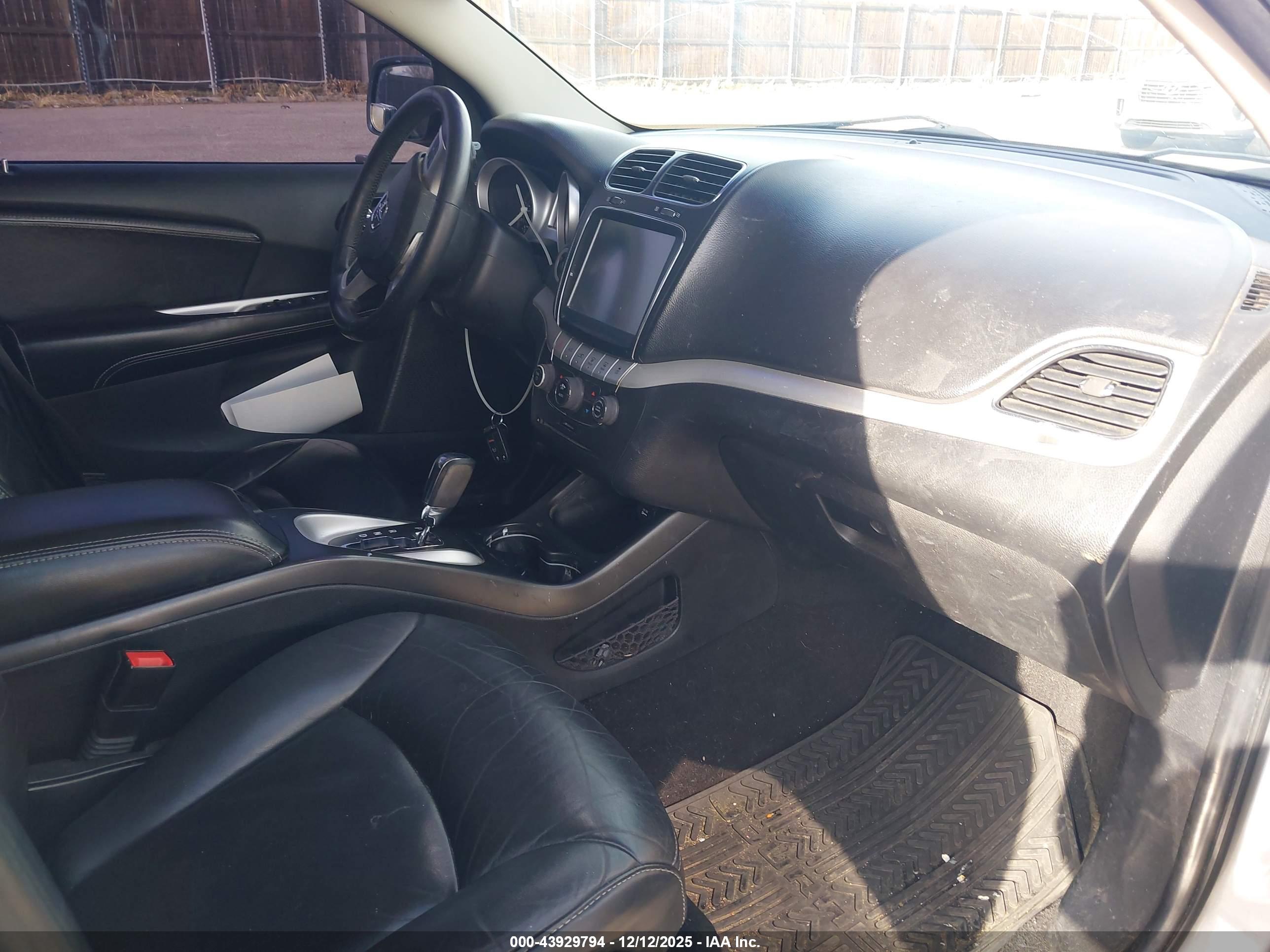 DODGE JOURNEY image 5