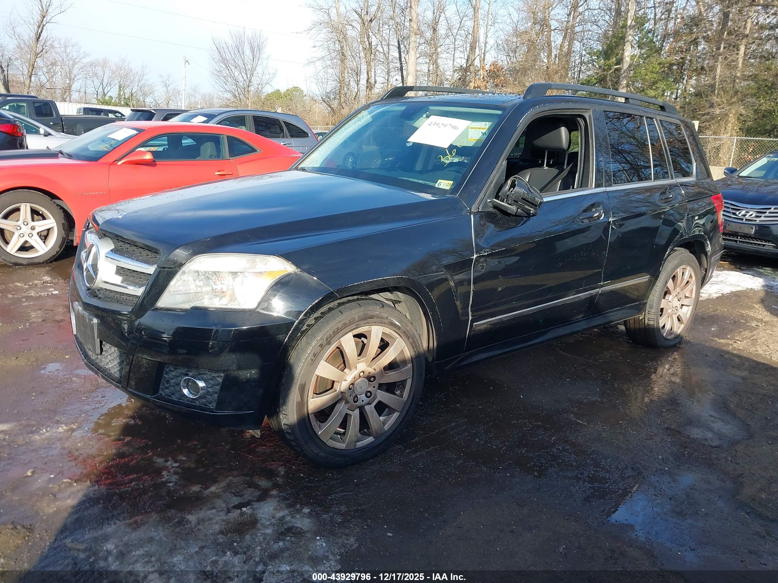 MERCEDES-BENZ GLK image 2