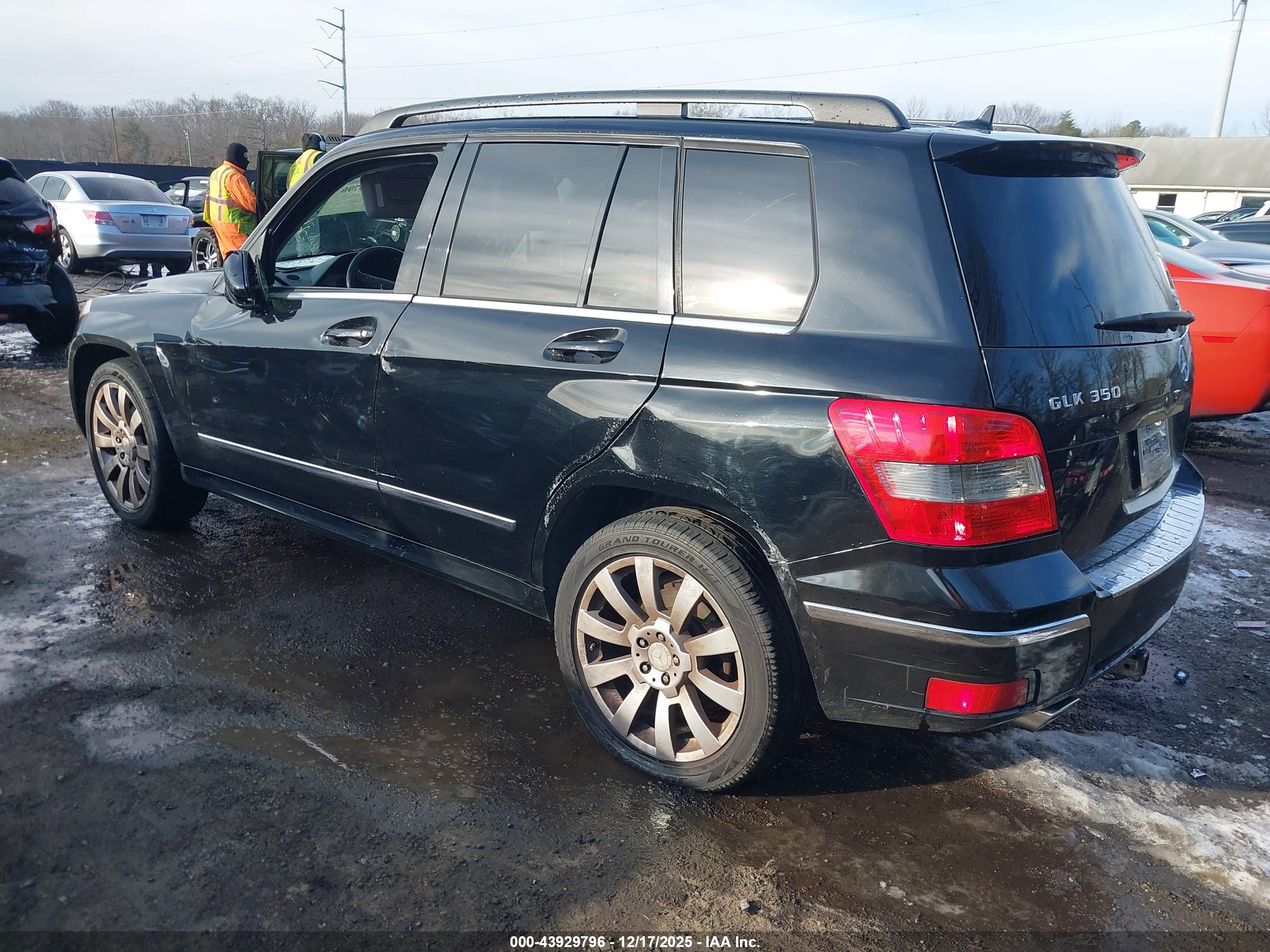 MERCEDES-BENZ GLK image 3