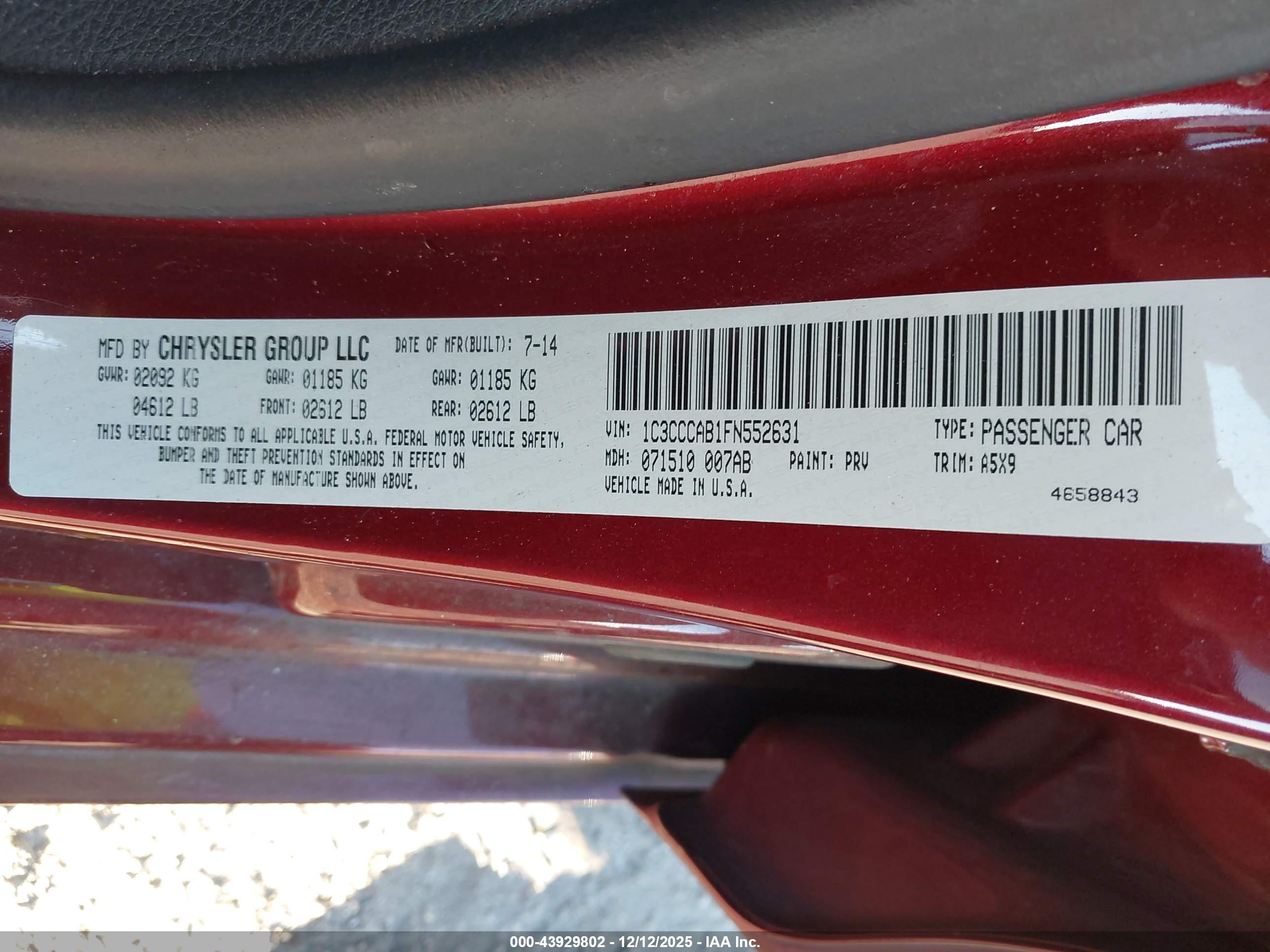 CHRYSLER 200 image 9