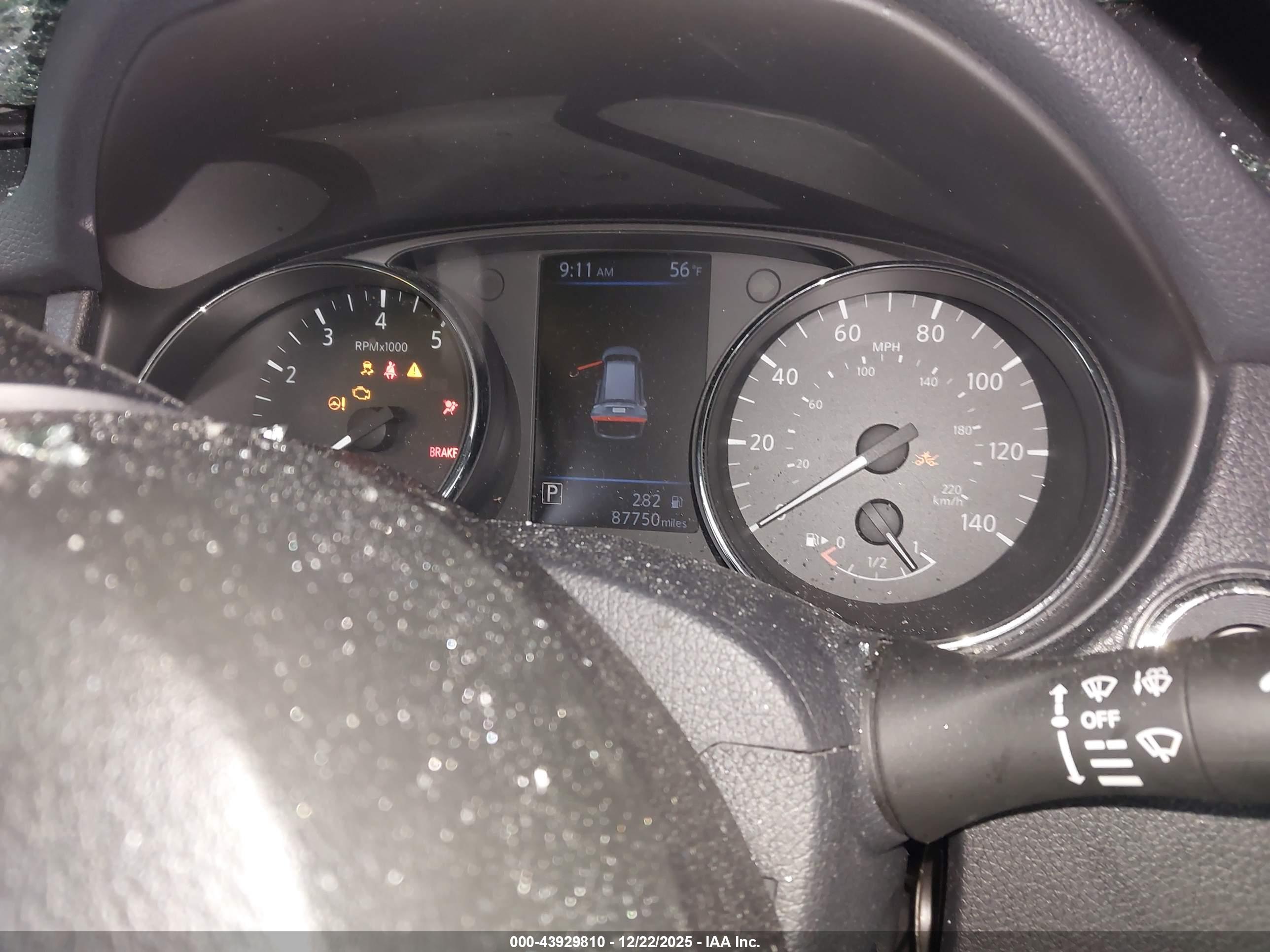 NISSAN ROGUE image 7