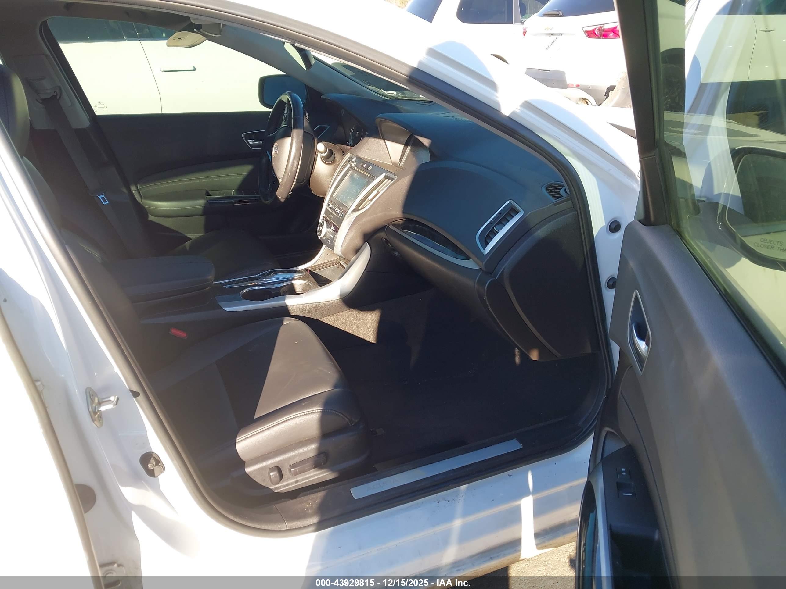 ACURA TLX image 5