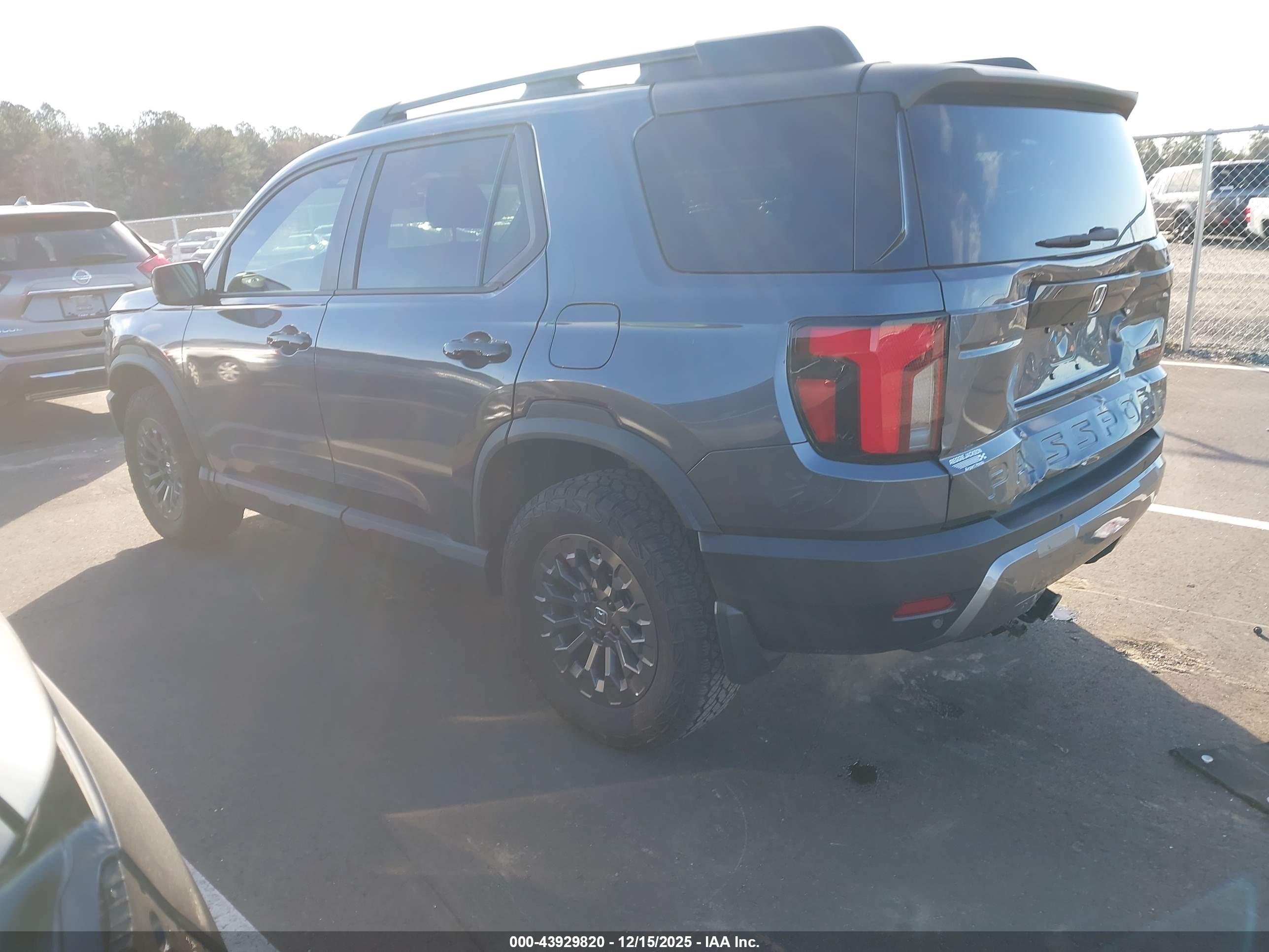 HONDA PASSPORT image 3