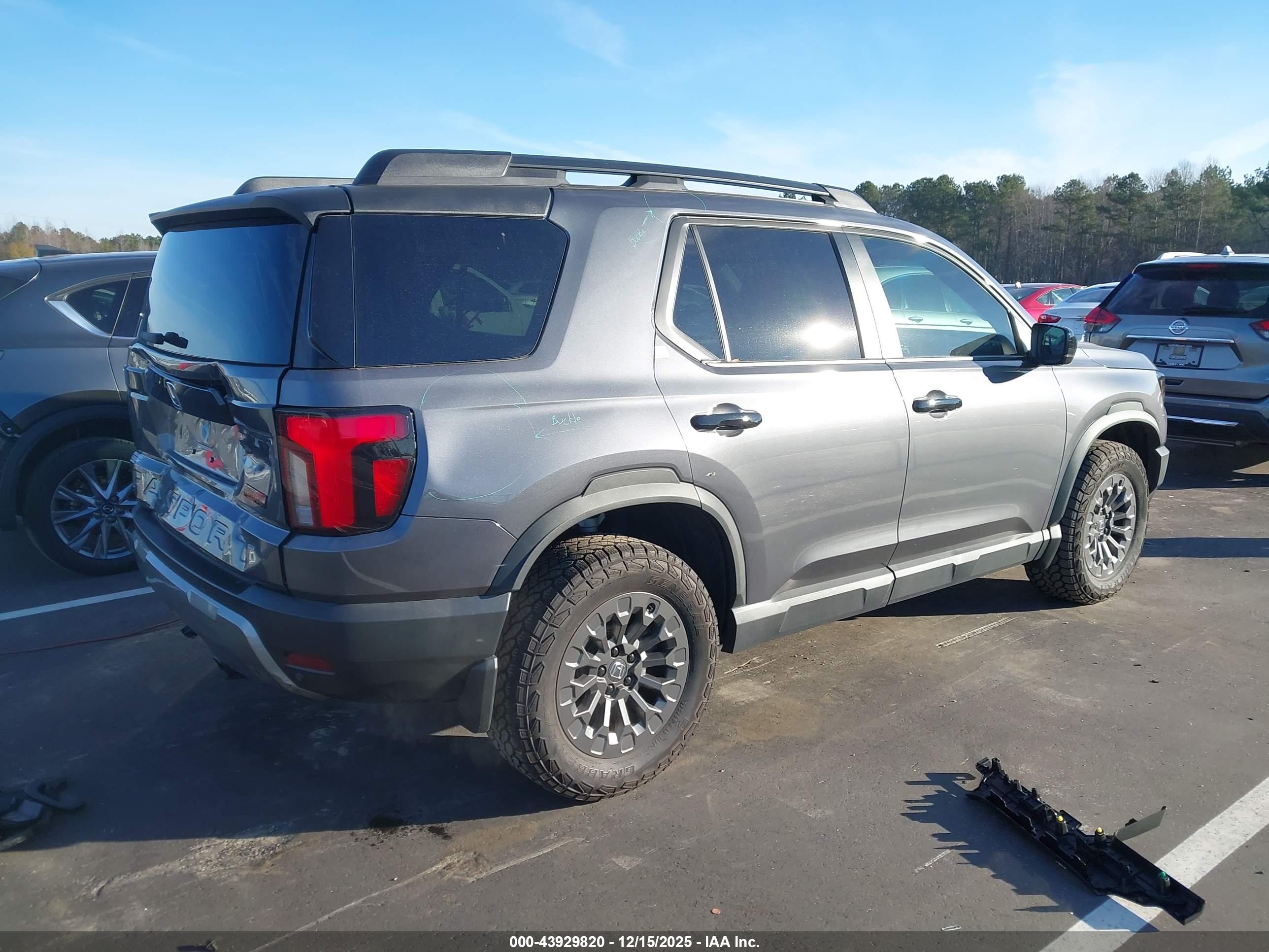 HONDA PASSPORT image 4