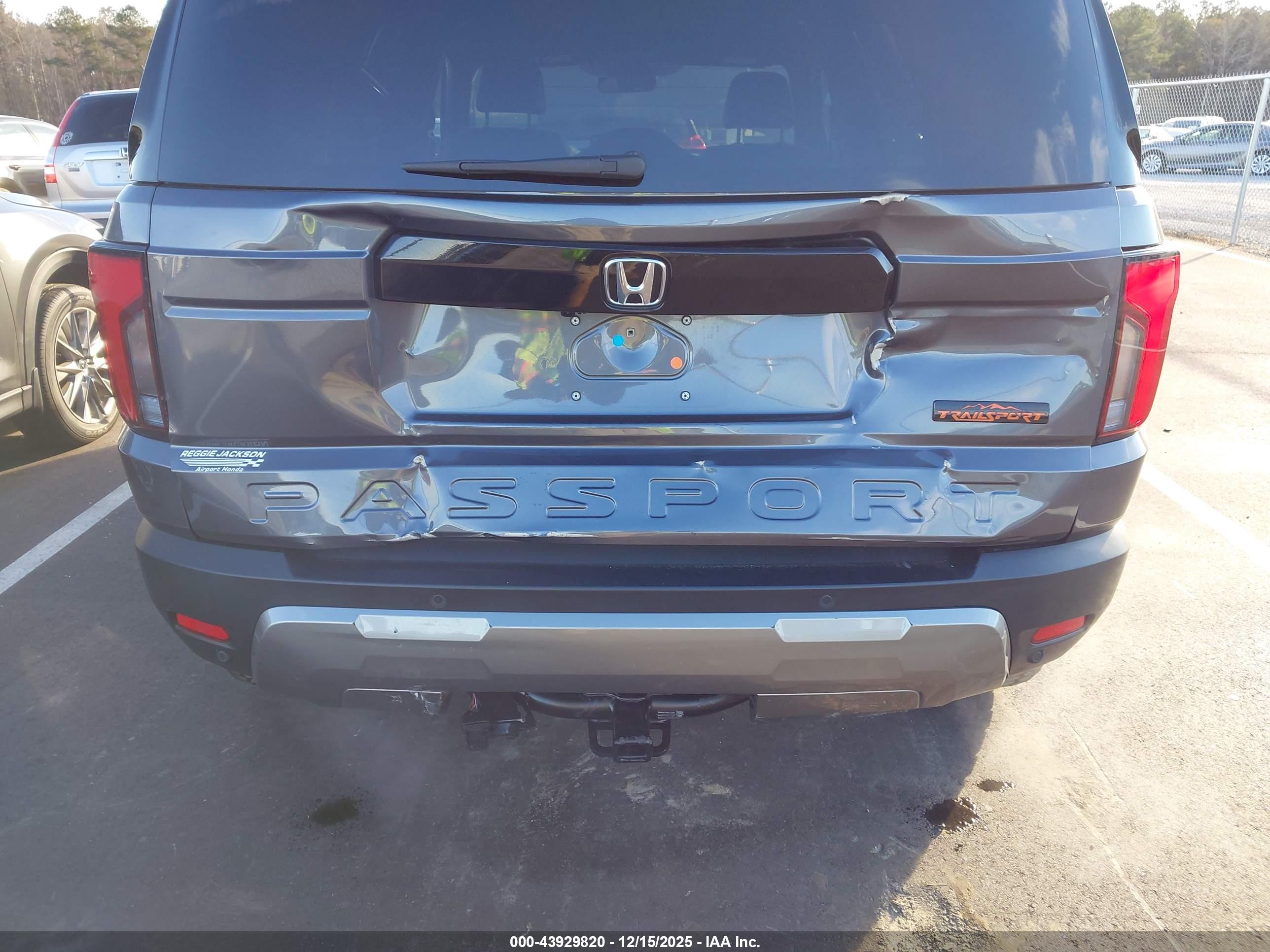 HONDA PASSPORT image 6