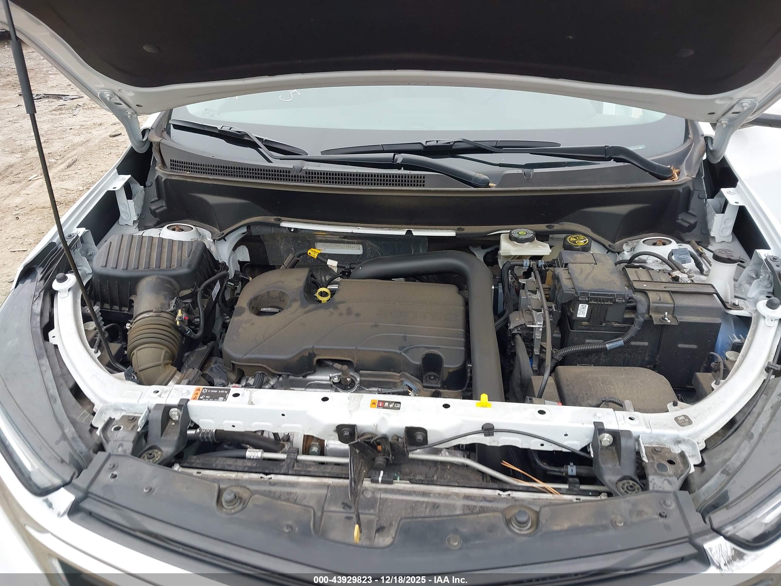 CHEVROLET EQUINOX image 10