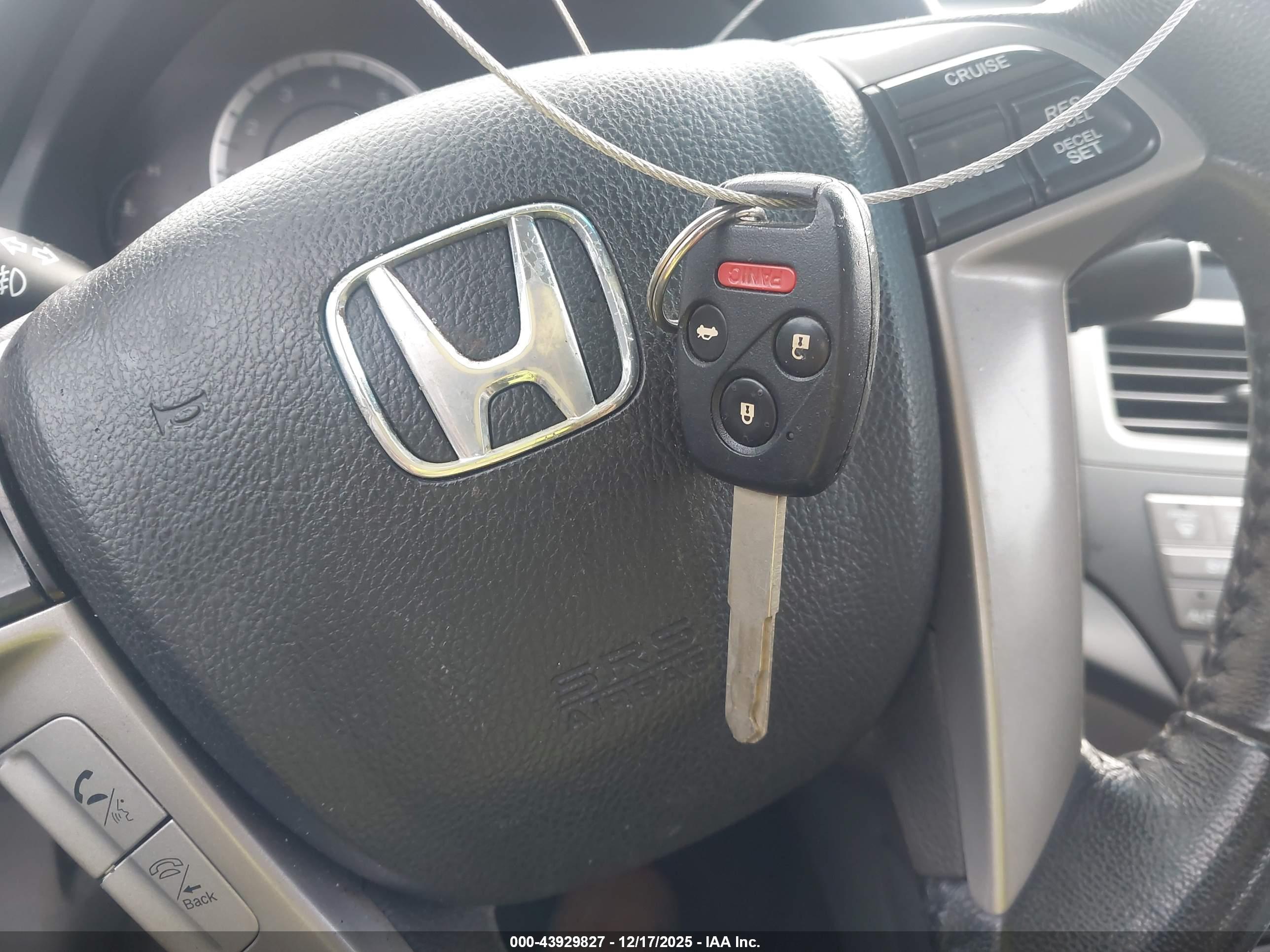 HONDA ACCORD image 11