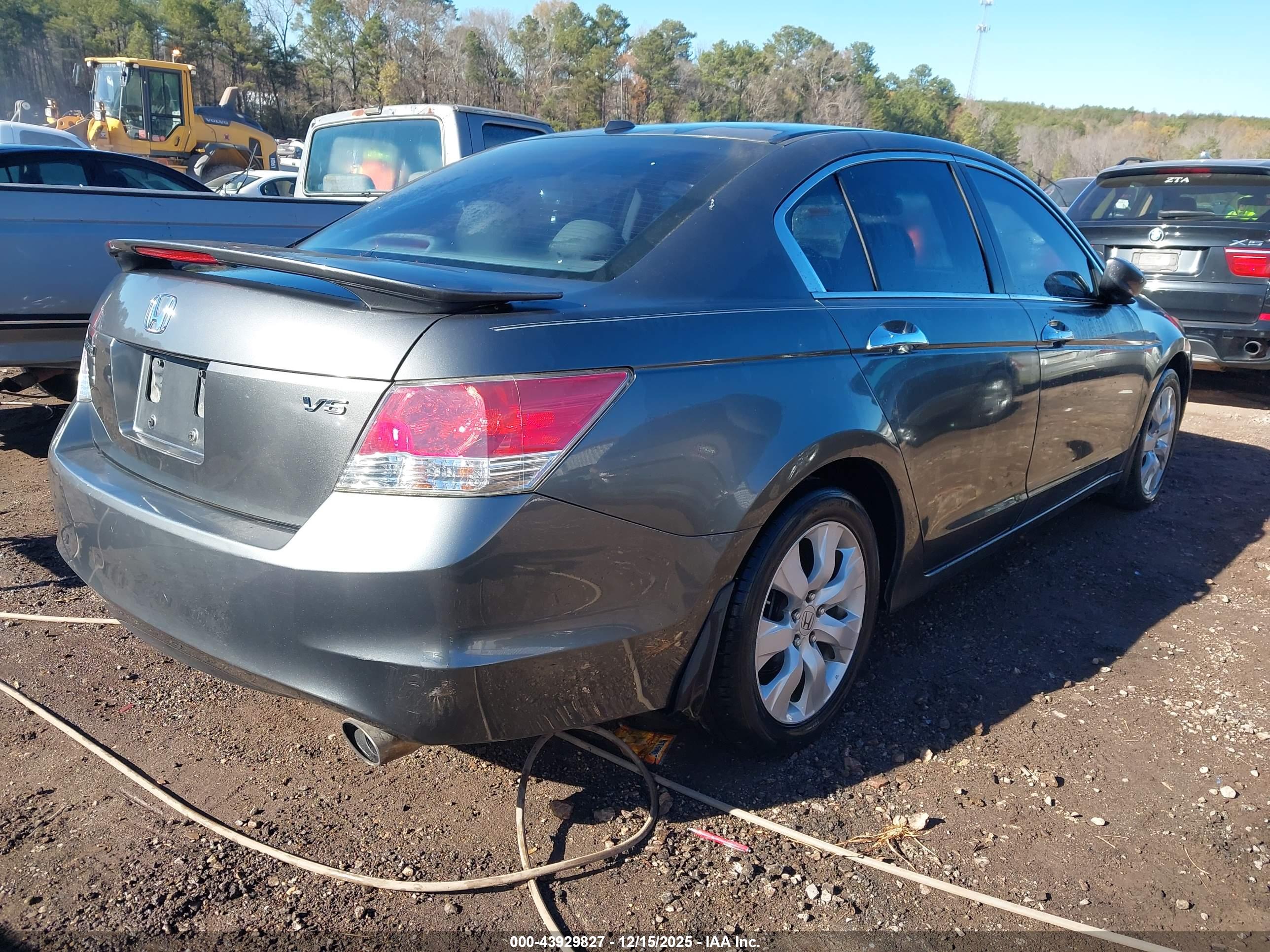HONDA ACCORD image 4