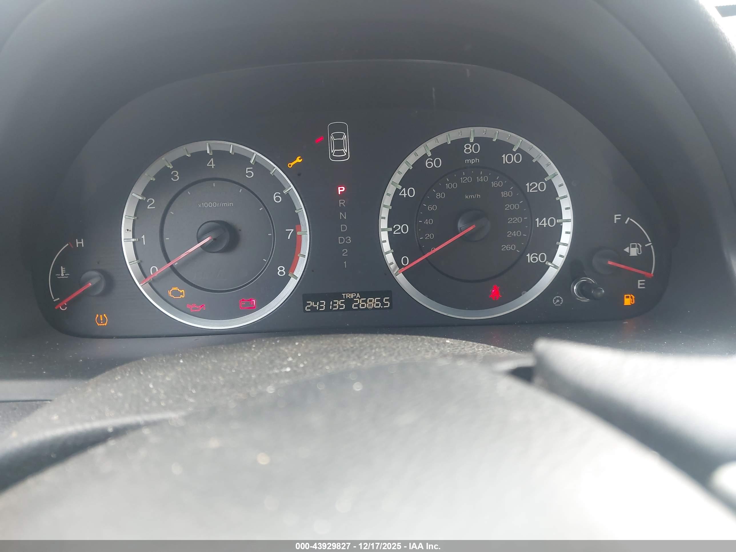 HONDA ACCORD image 7