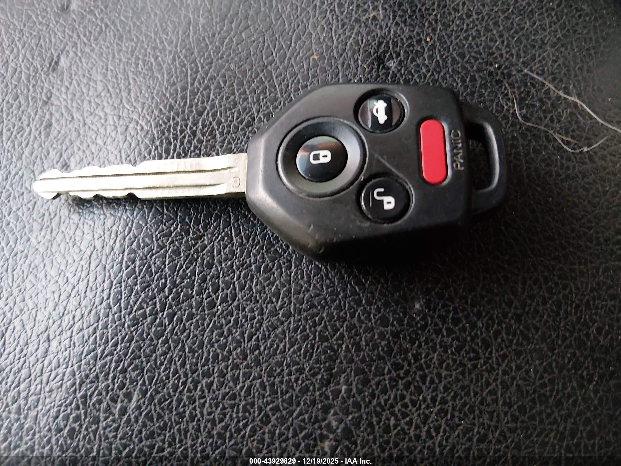 SUBARU FORESTER image 11
