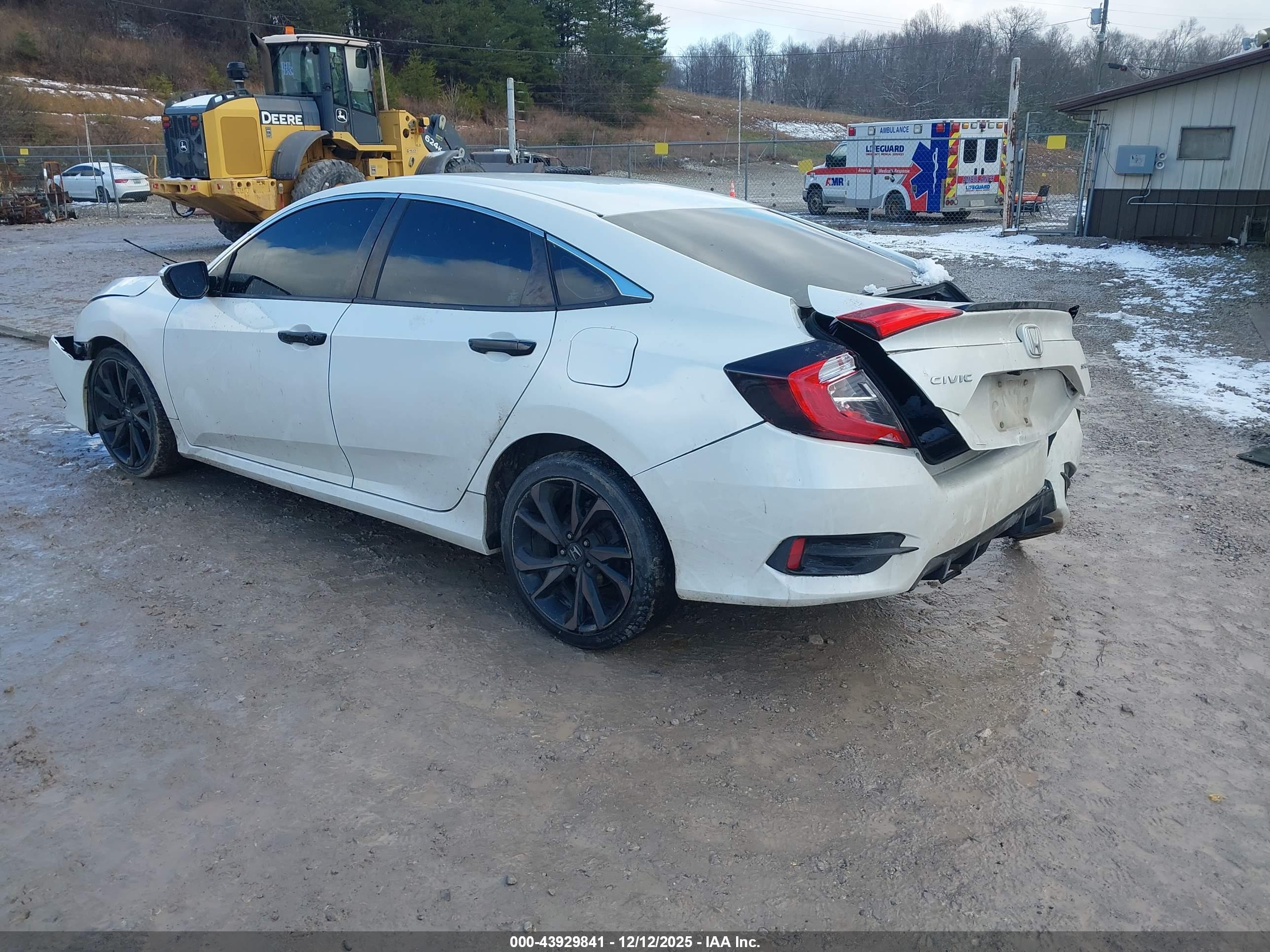 HONDA CIVIC image 3