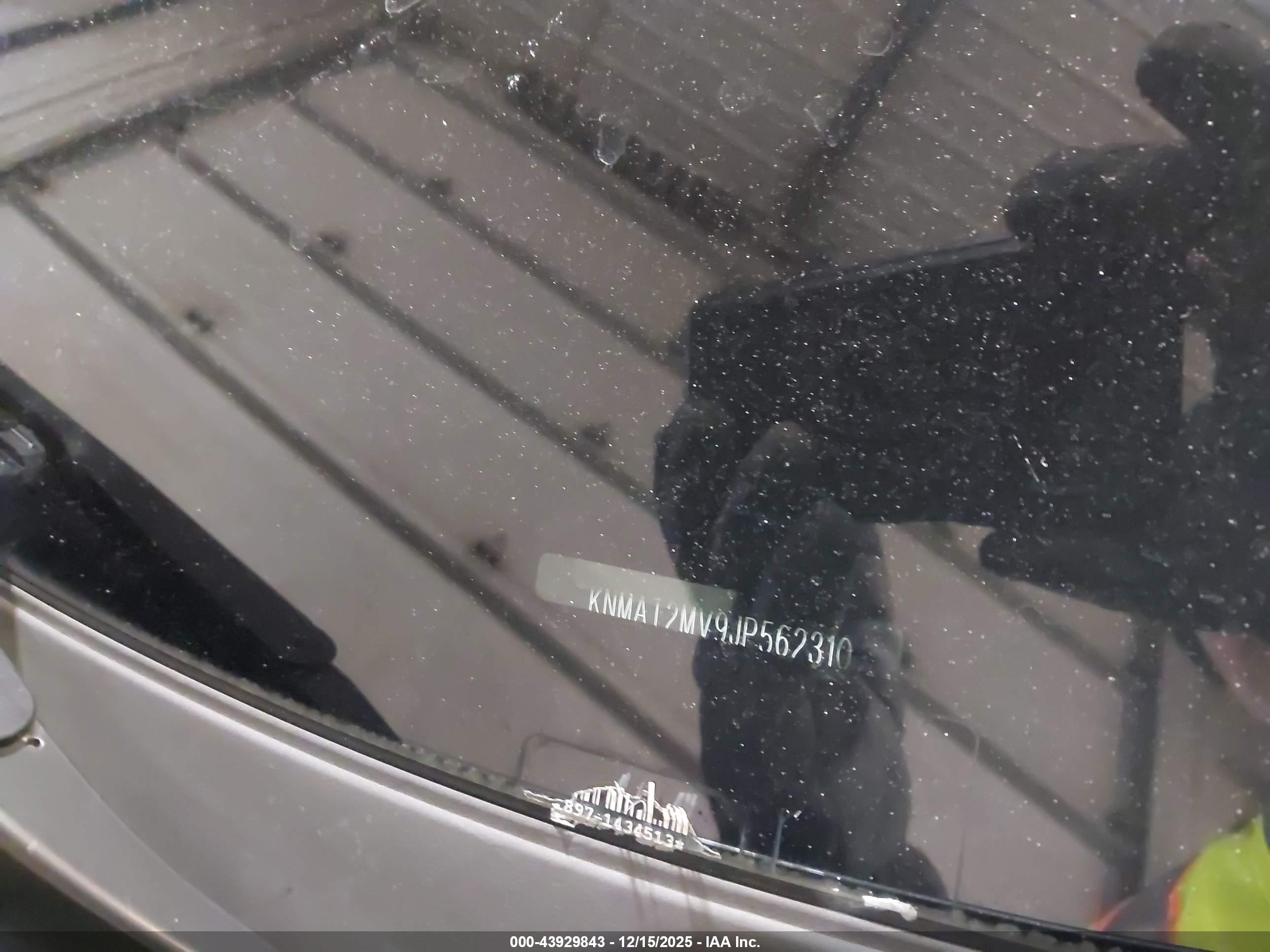 NISSAN ROGUE image 9