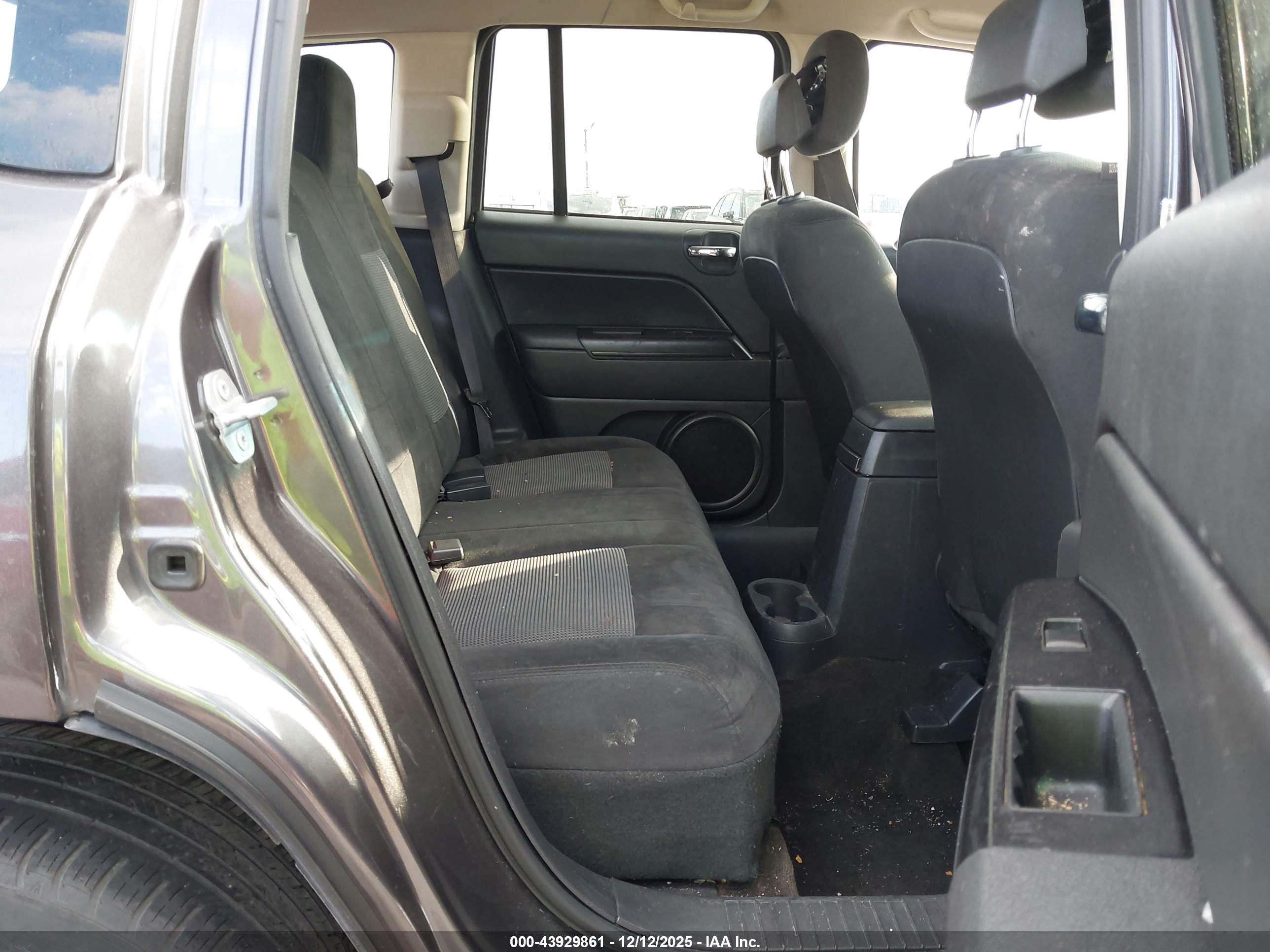 JEEP COMPASS image 8