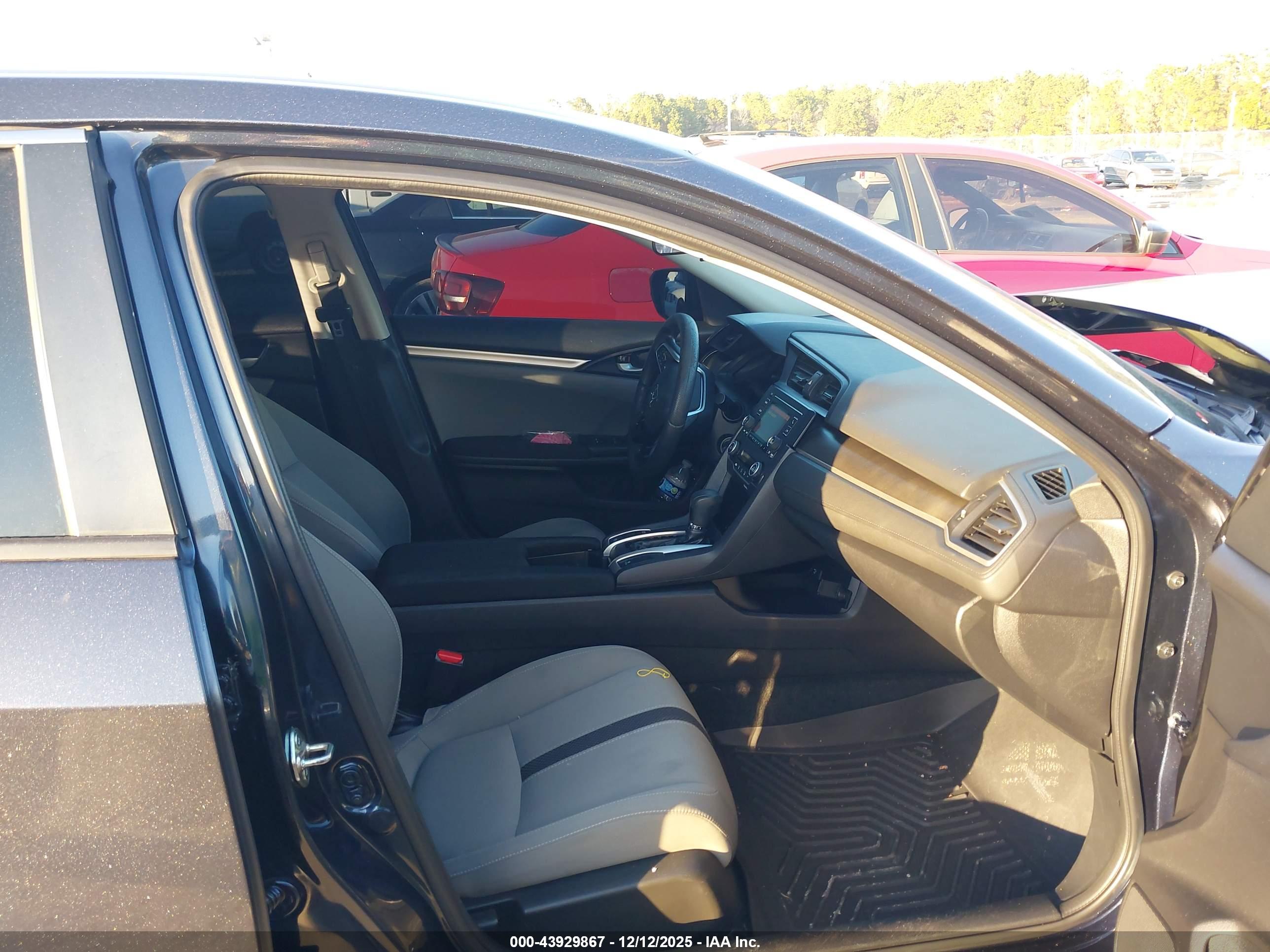 HONDA CIVIC image 5