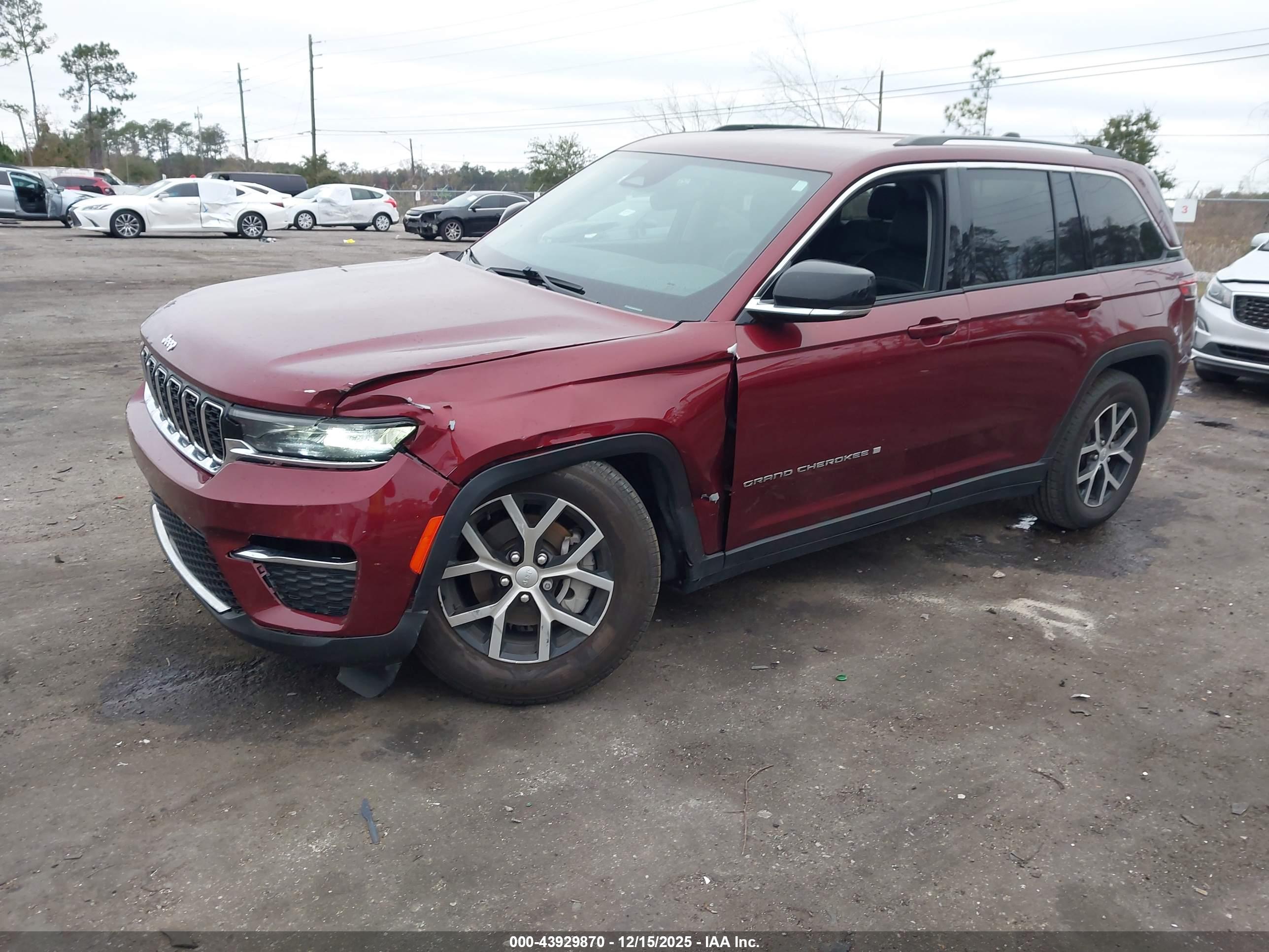 JEEP GRAND image 2