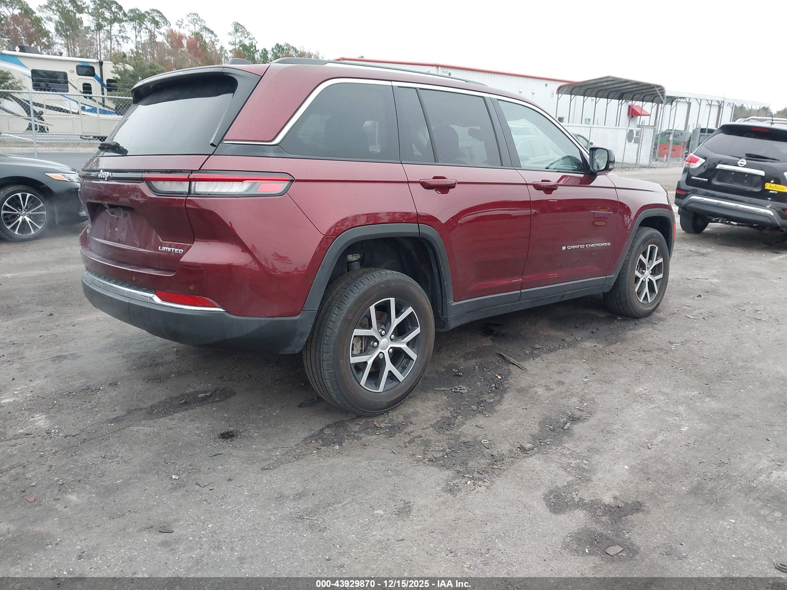 JEEP GRAND image 4