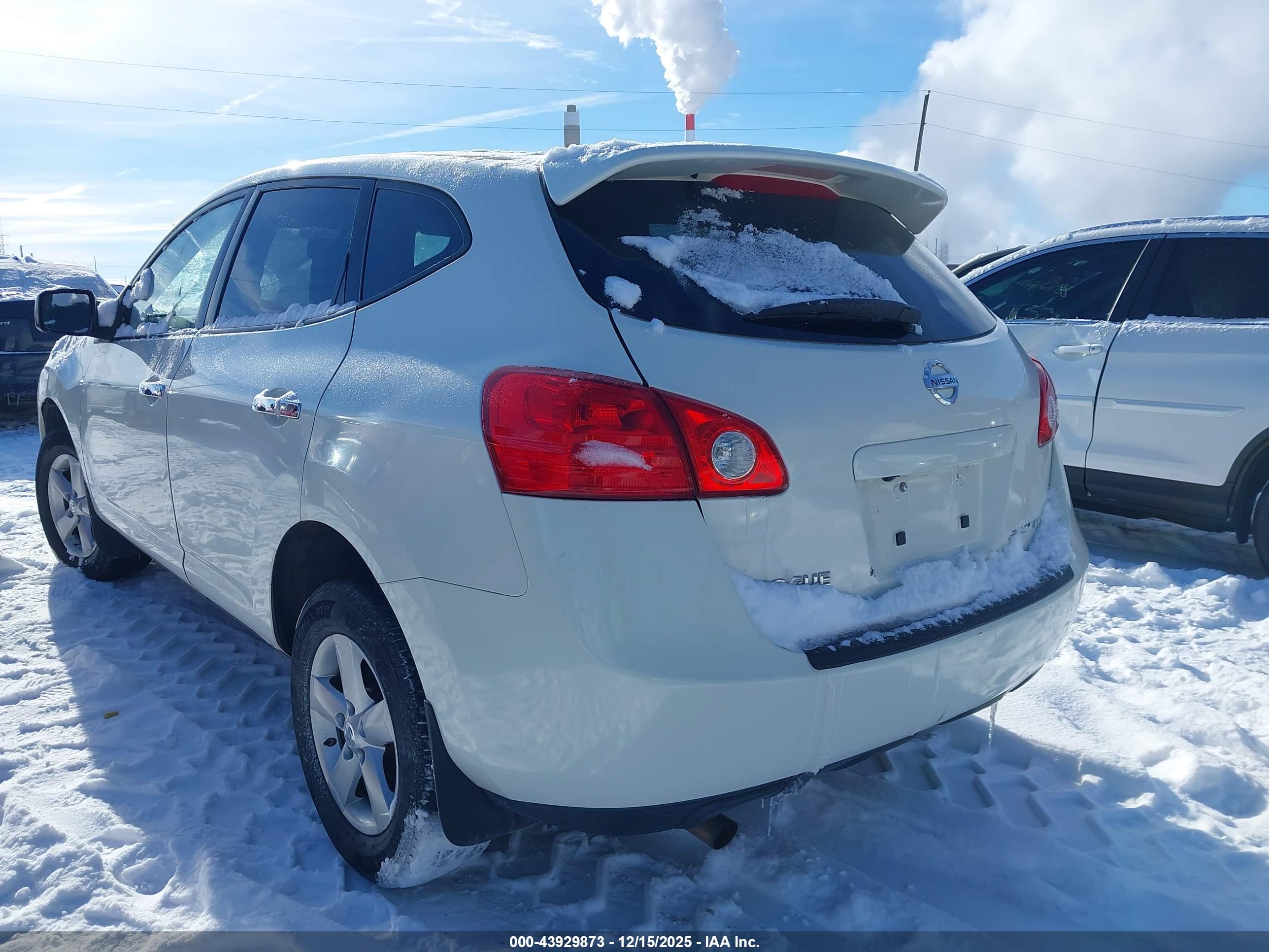 NISSAN ROGUE image 3