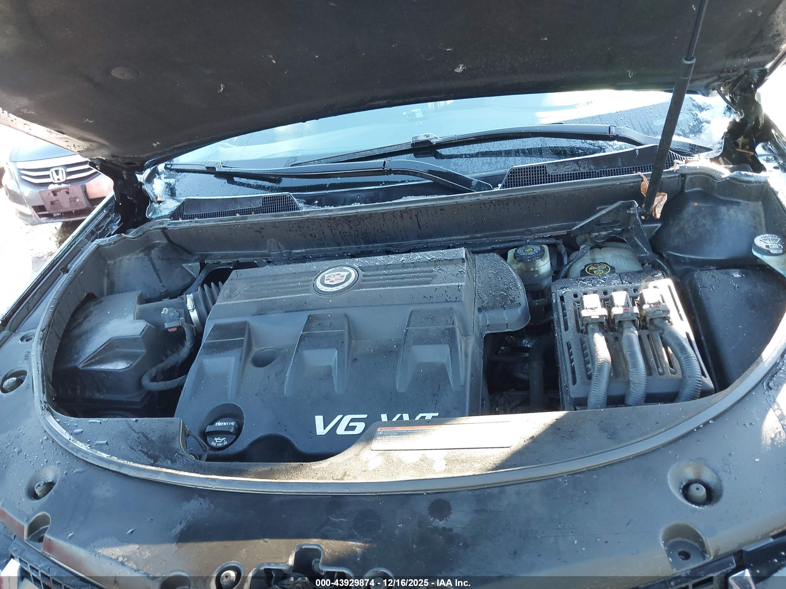 CADILLAC SRX image 10