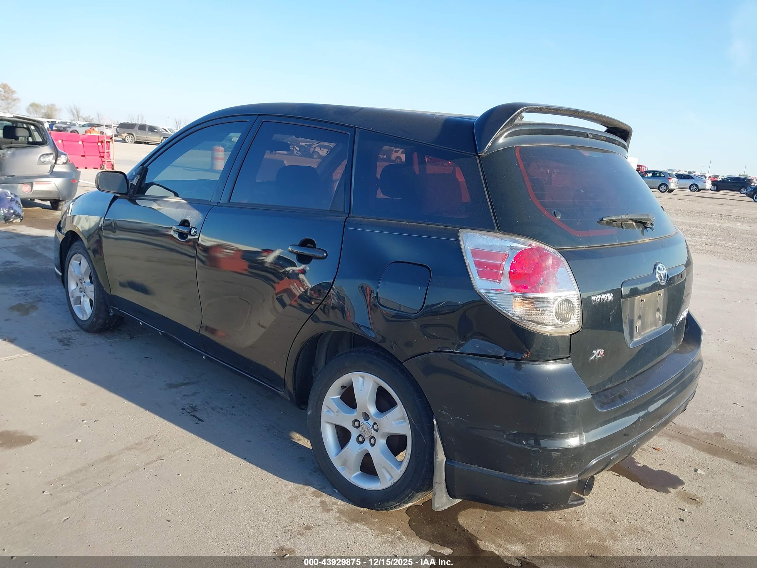 TOYOTA MATRIX image 3