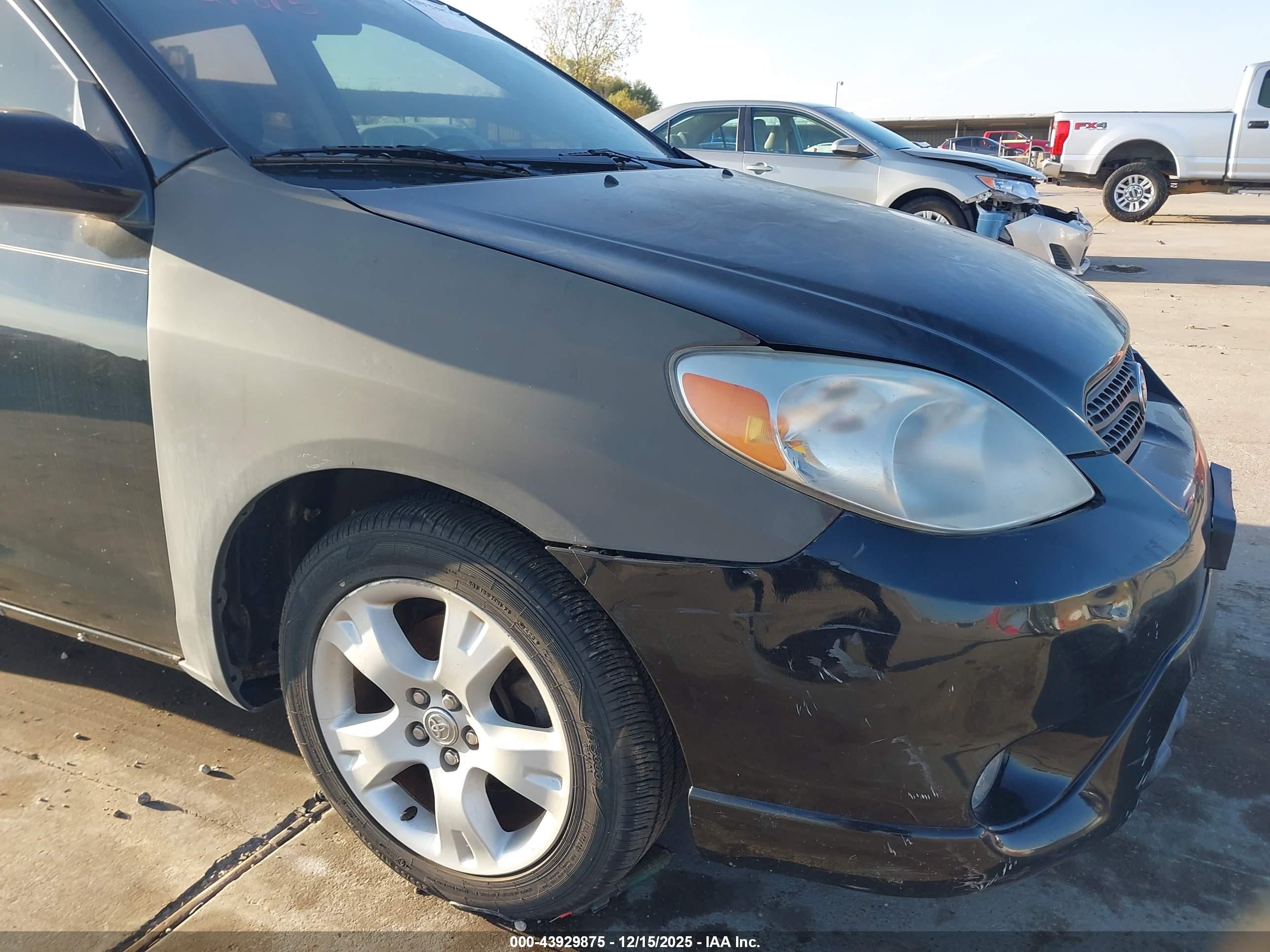 TOYOTA MATRIX image 6